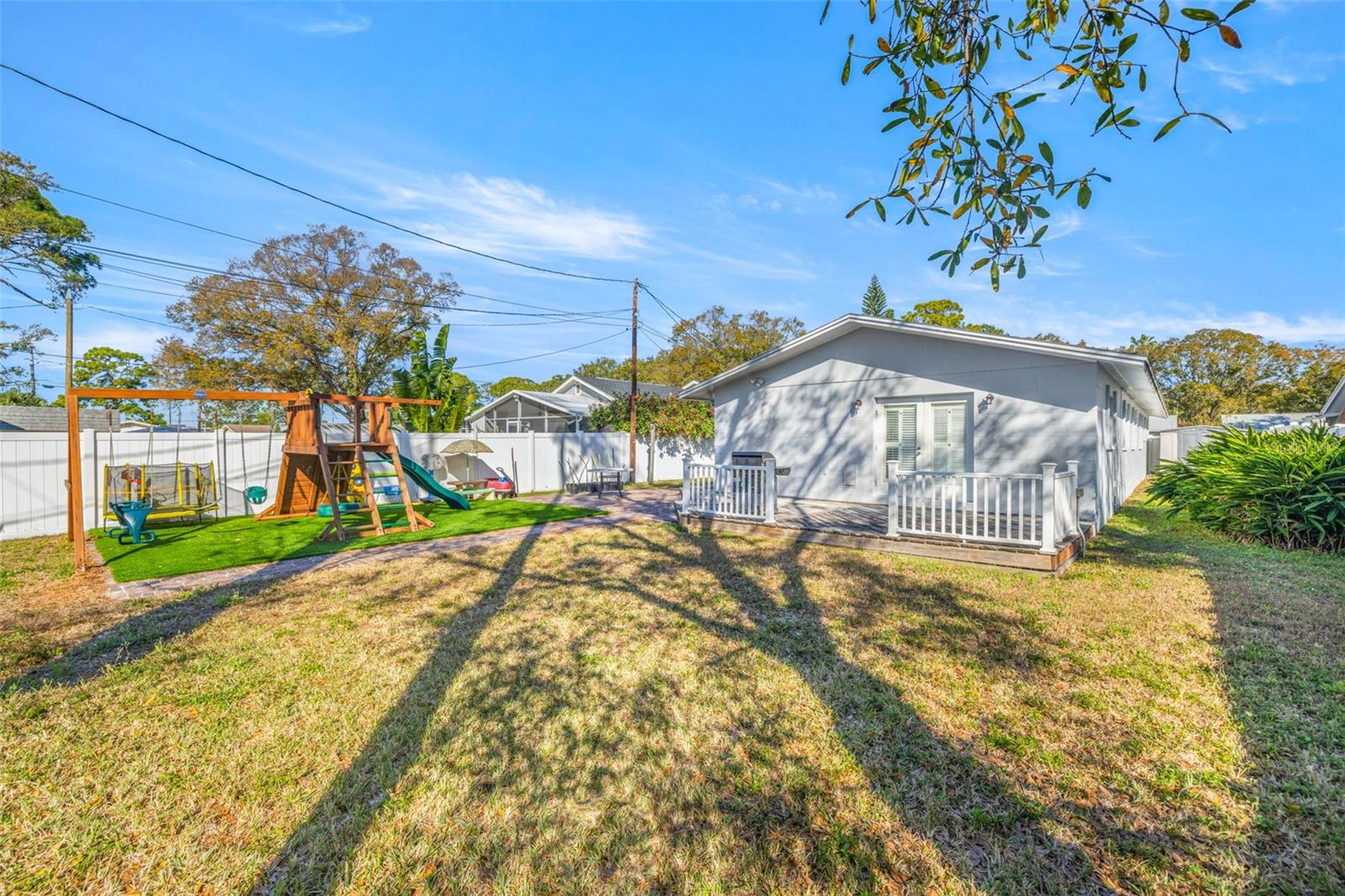 Image 25 of 35 For 744 63rd Avenue N