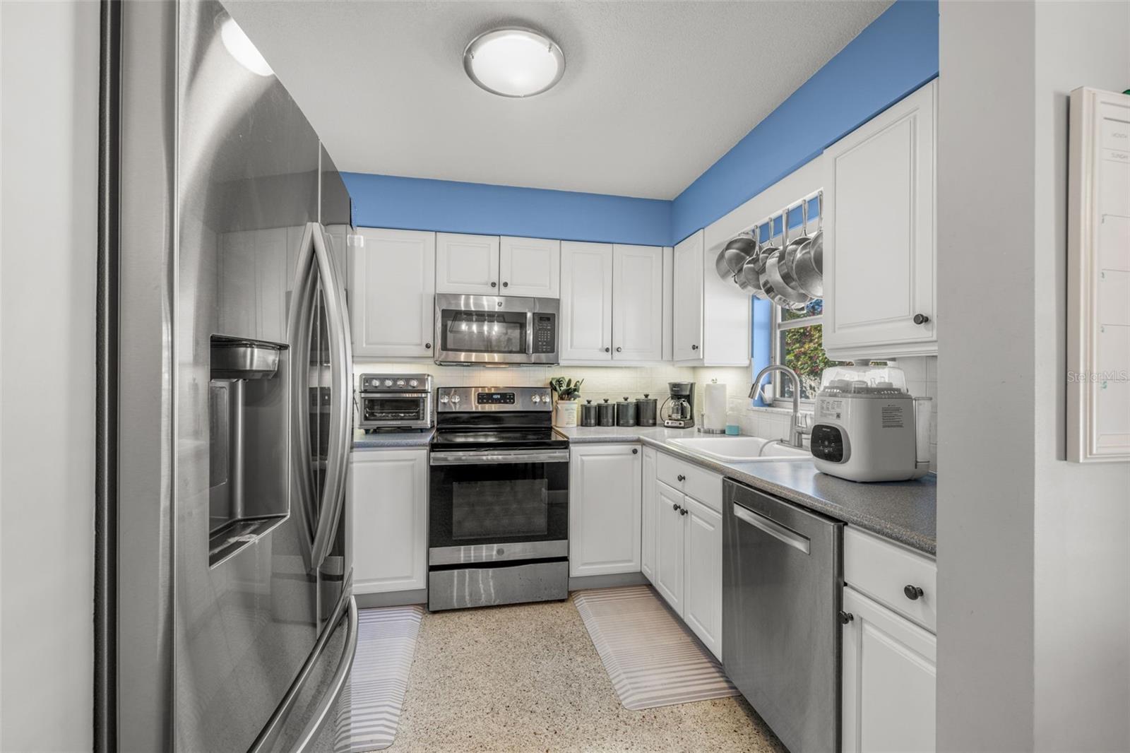 Image 8 of 35 For 744 63rd Avenue N