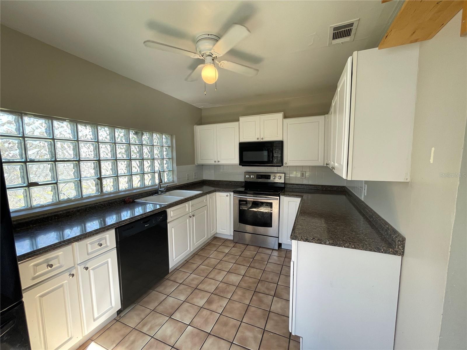 Image 3 of 24 For 10204 Edison Avenue