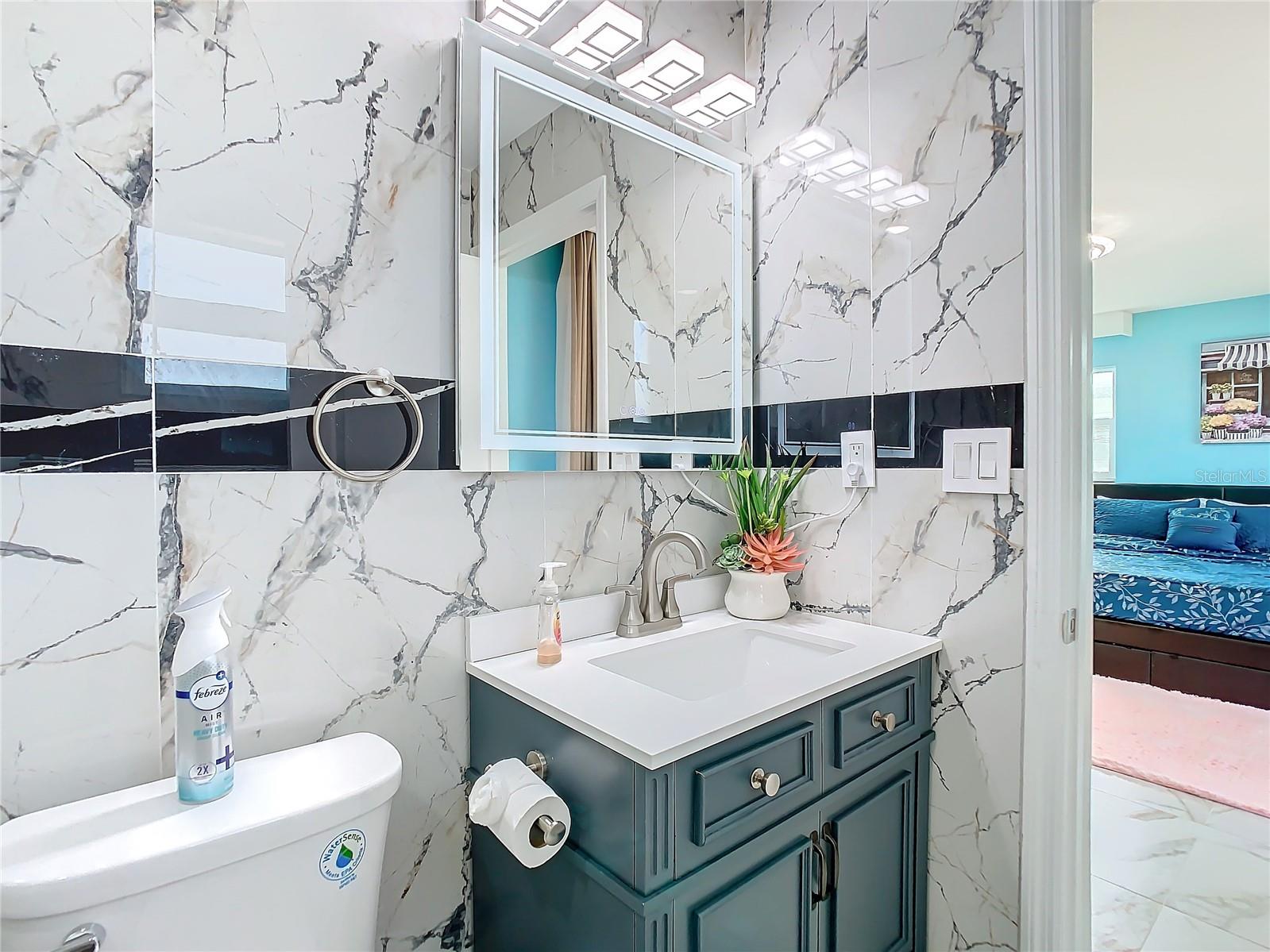 Image 22 of 38 For 10704 Donbrese Avenue