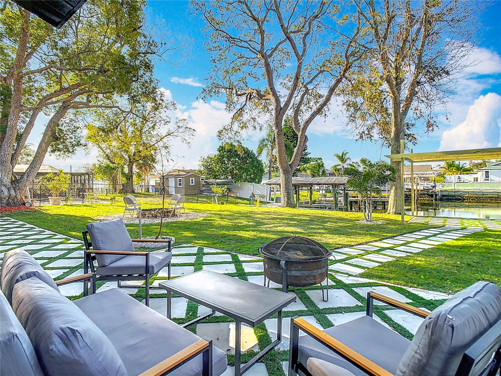 Image 32 of 38 For 10704 Donbrese Avenue