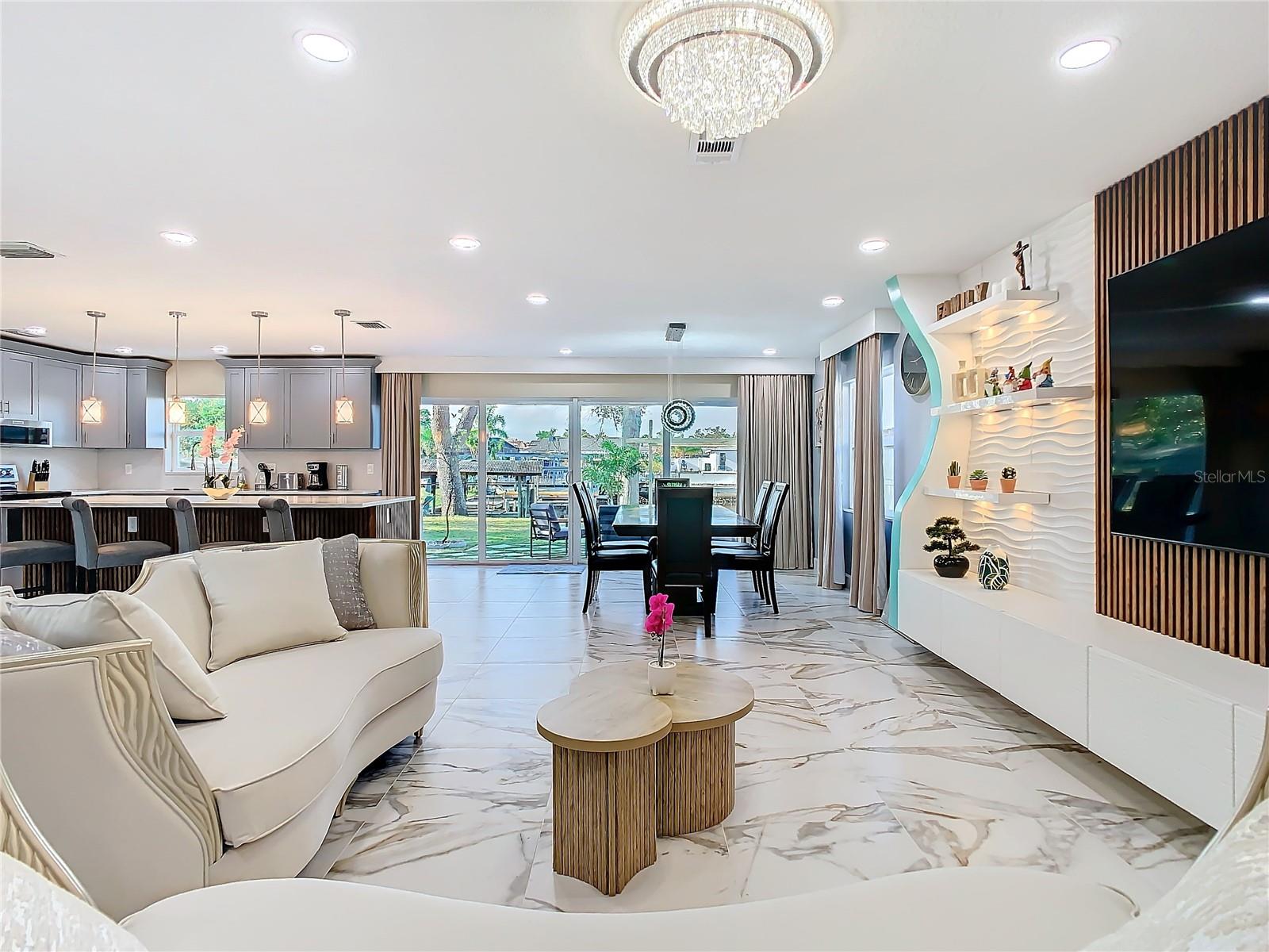 Image 9 of 38 For 10704 Donbrese Avenue