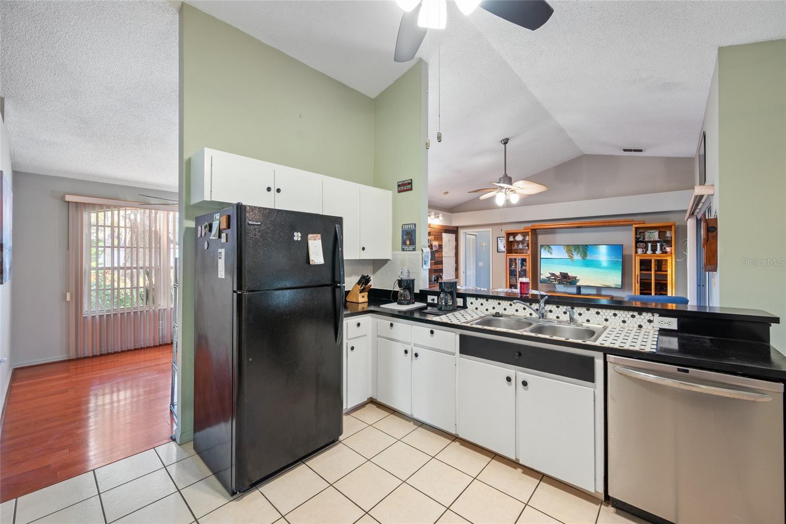 Image 17 of 55 For 6041 Canopy Oaks Circle