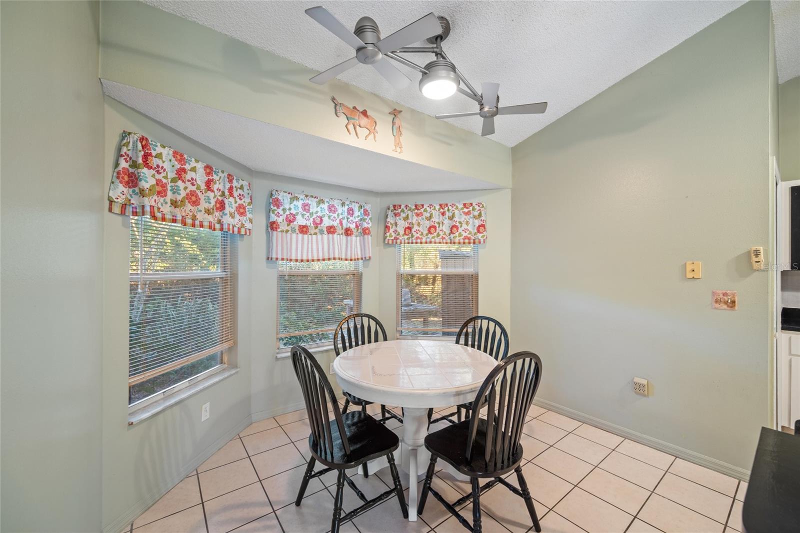 Image 19 of 55 For 6041 Canopy Oaks Circle