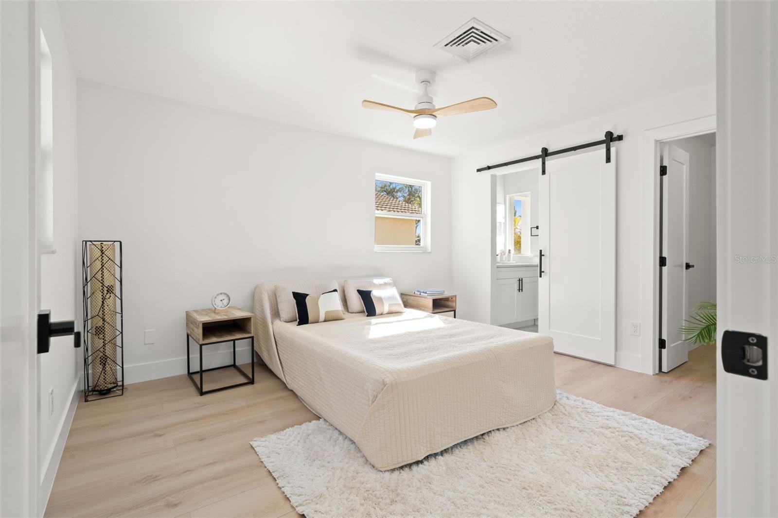 Image 16 of 39 For 12671 115th Street