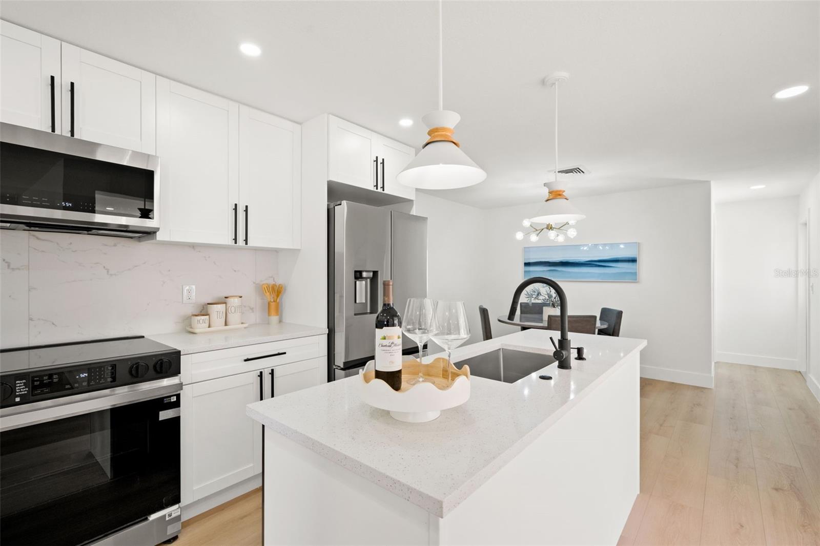 Image 6 of 39 For 12671 115th Street