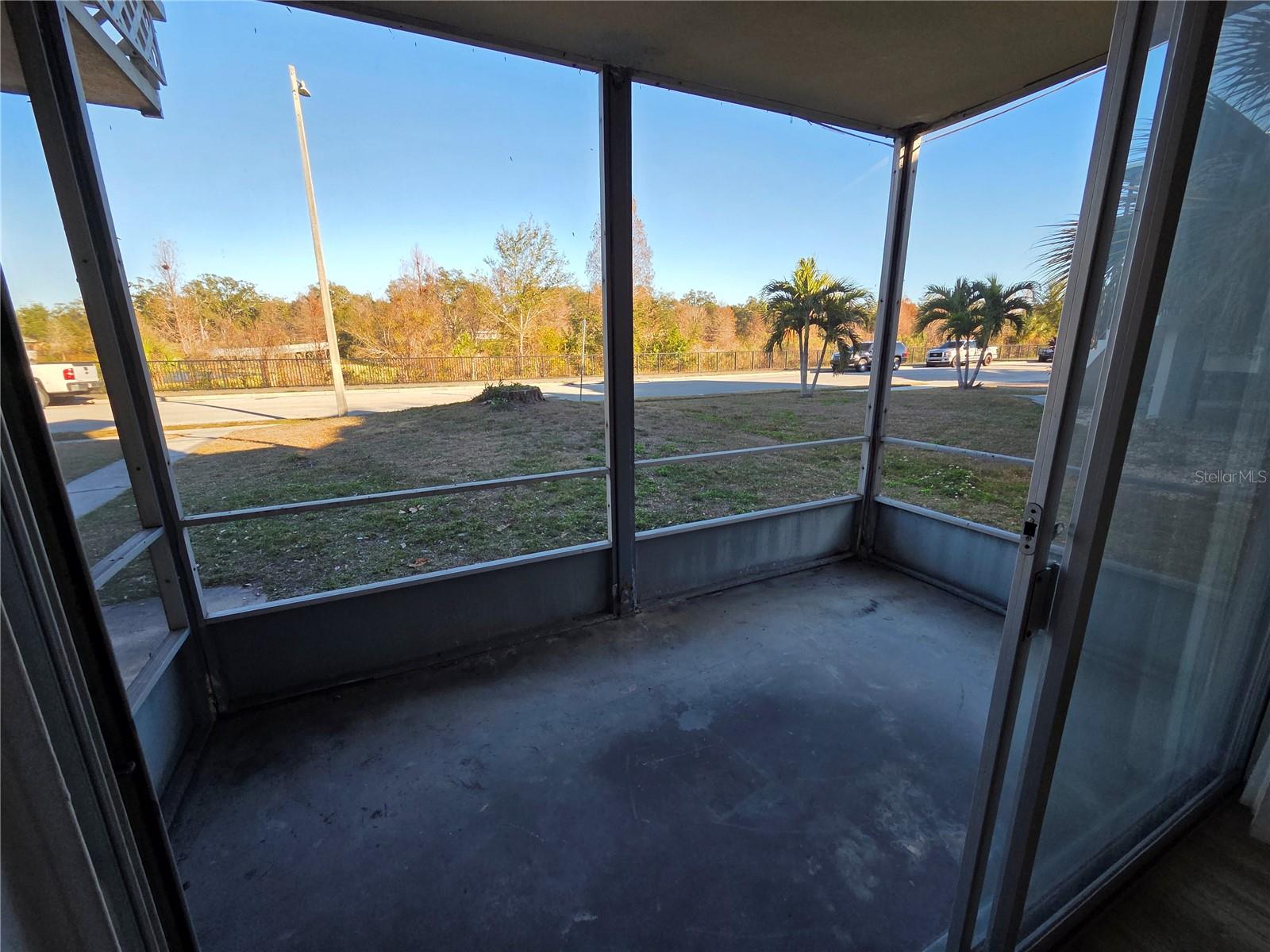 Image 10 of 12 For 606 Betty Lane C