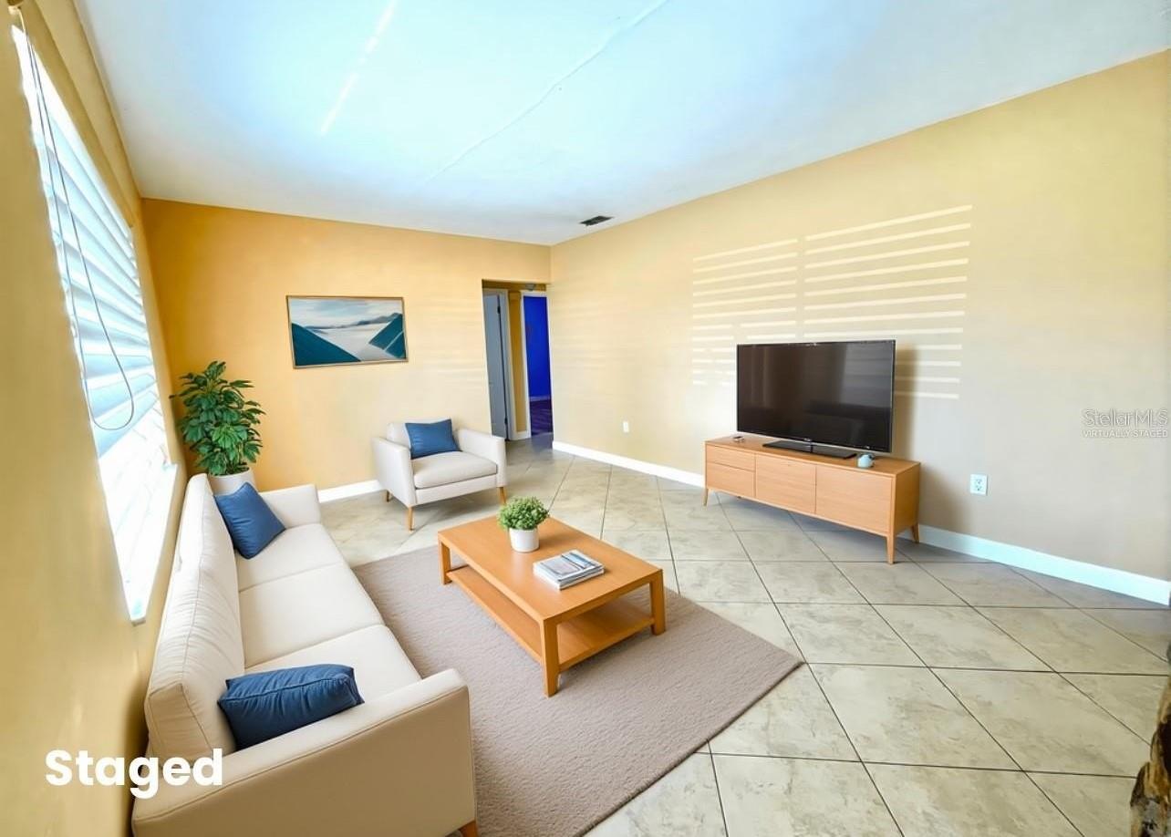 Image 2 of 15 For 6067 43rd Terrace N