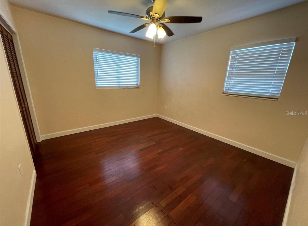 Image 7 of 15 For 6067 43rd Terrace N