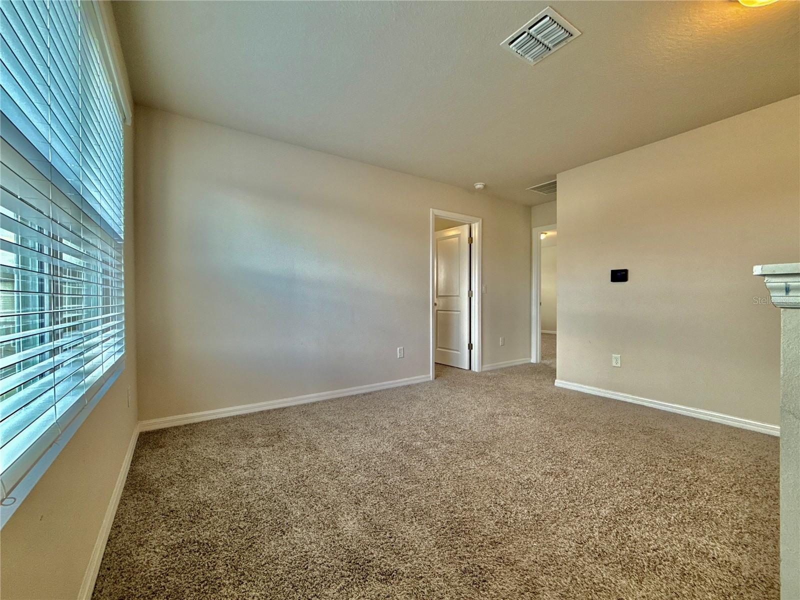 Image 22 of 44 For 3204 Fresno Place