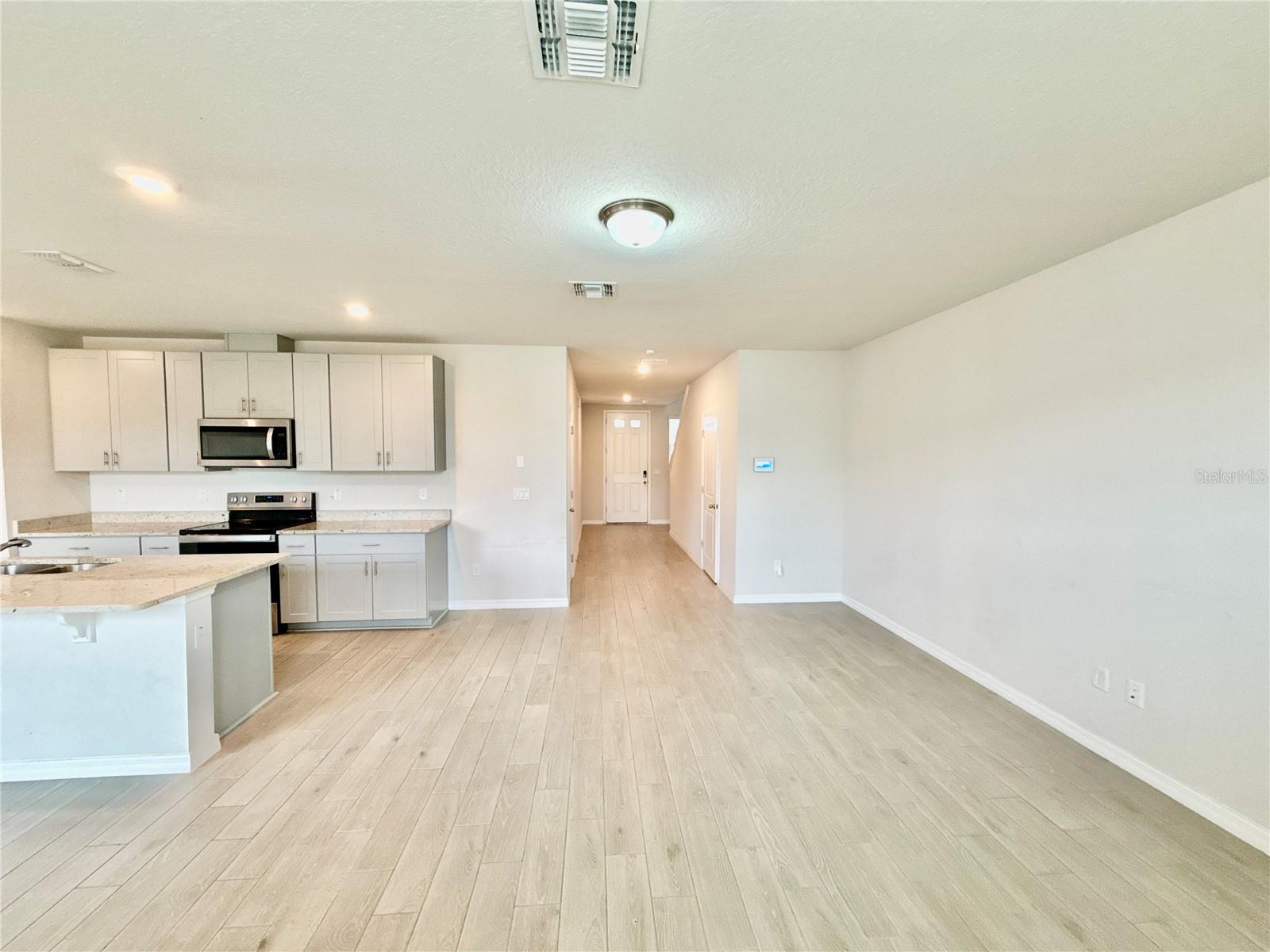 Image 9 of 44 For 3204 Fresno Place