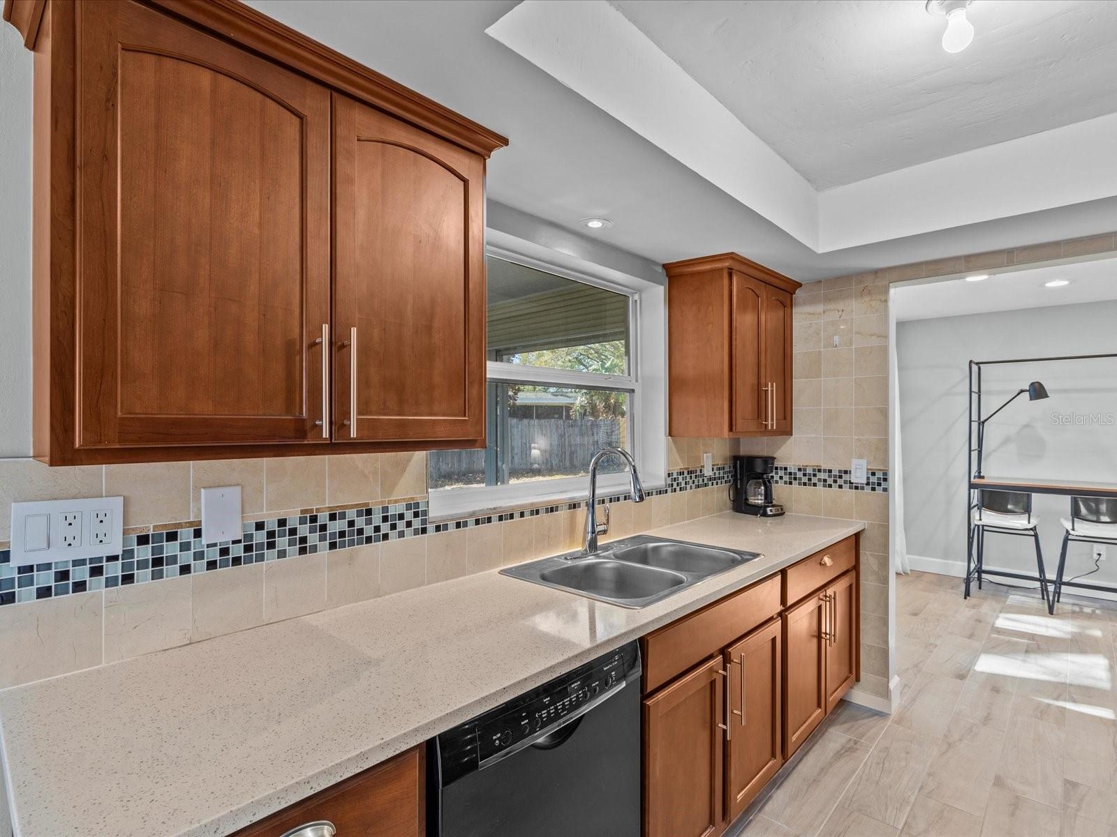 Image 32 of 37 For 2573 Redwood Circle