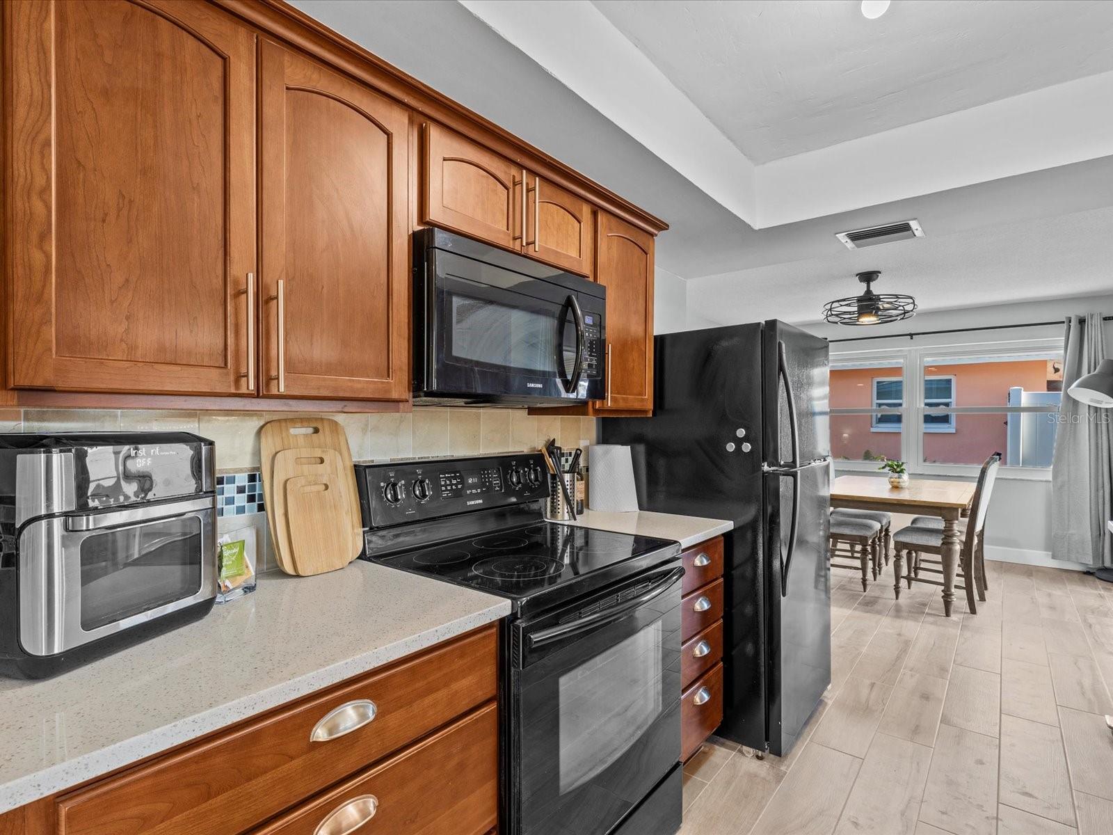 Image 34 of 37 For 2573 Redwood Circle