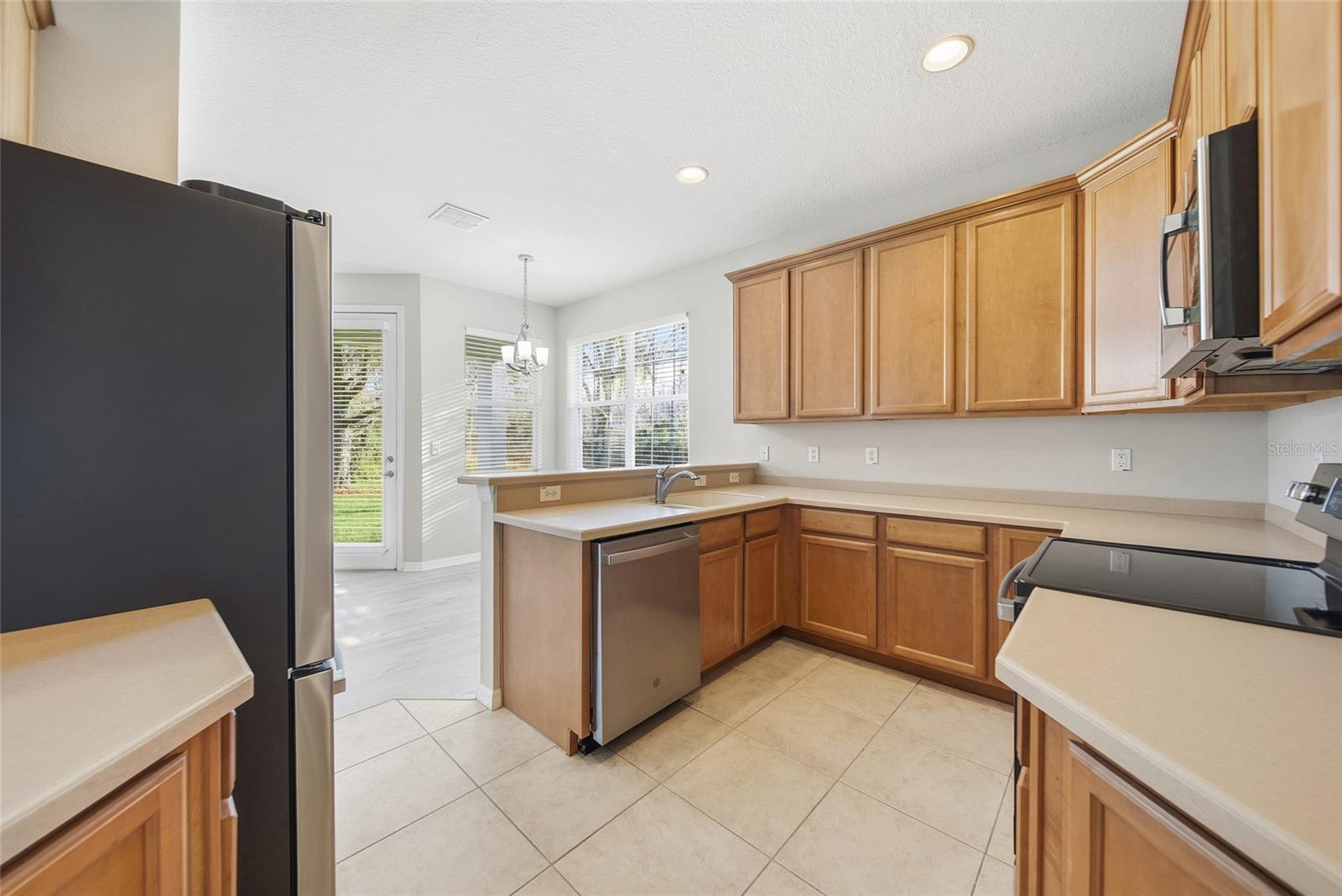 Image 10 of 50 For 19251 Stone Hedge Drive