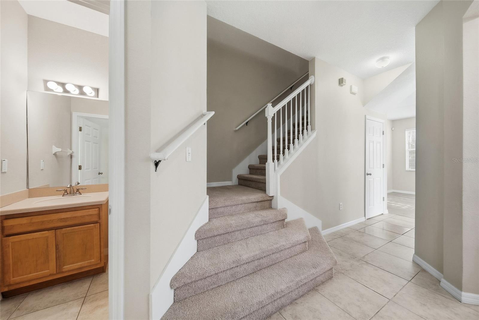 Image 19 of 50 For 19251 Stone Hedge Drive