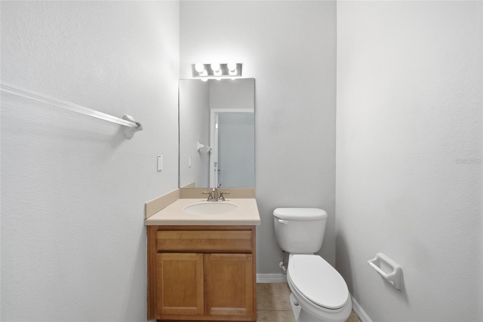 Image 20 of 50 For 19251 Stone Hedge Drive