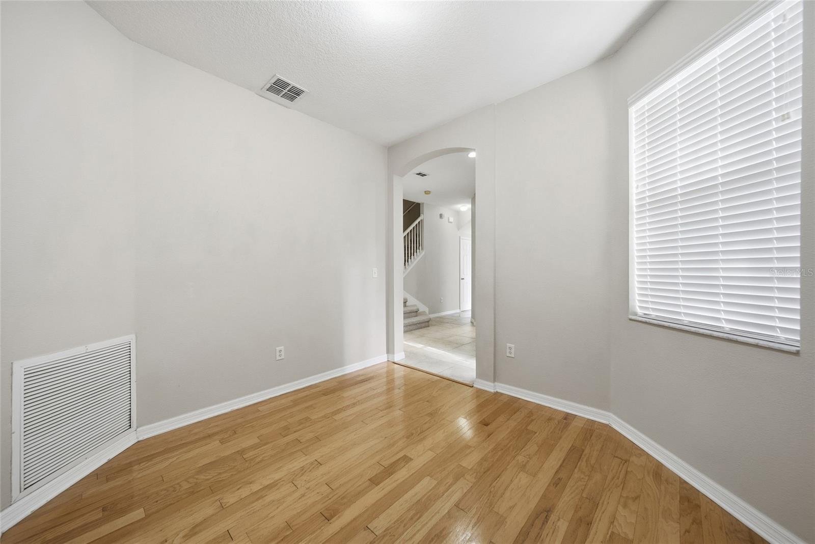 Image 22 of 50 For 19251 Stone Hedge Drive