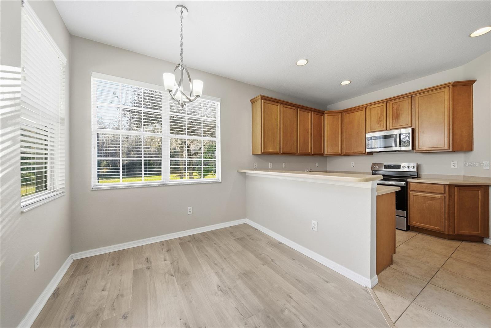 Image 6 of 50 For 19251 Stone Hedge Drive