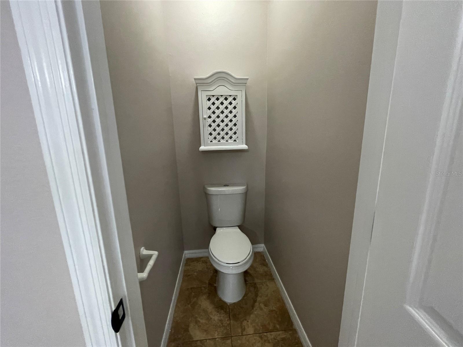 Image 27 of 35 For 17711 Emerald Green Pl