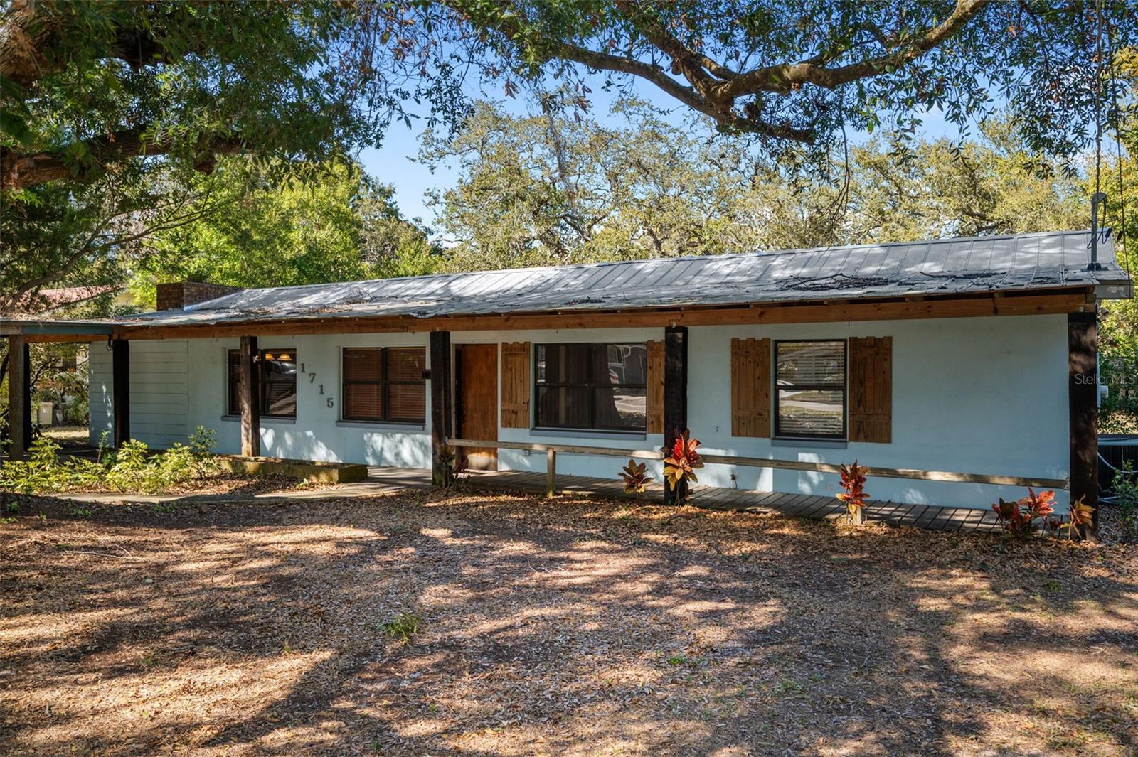 Image 2 of 67 For 1715 Overpar Drive