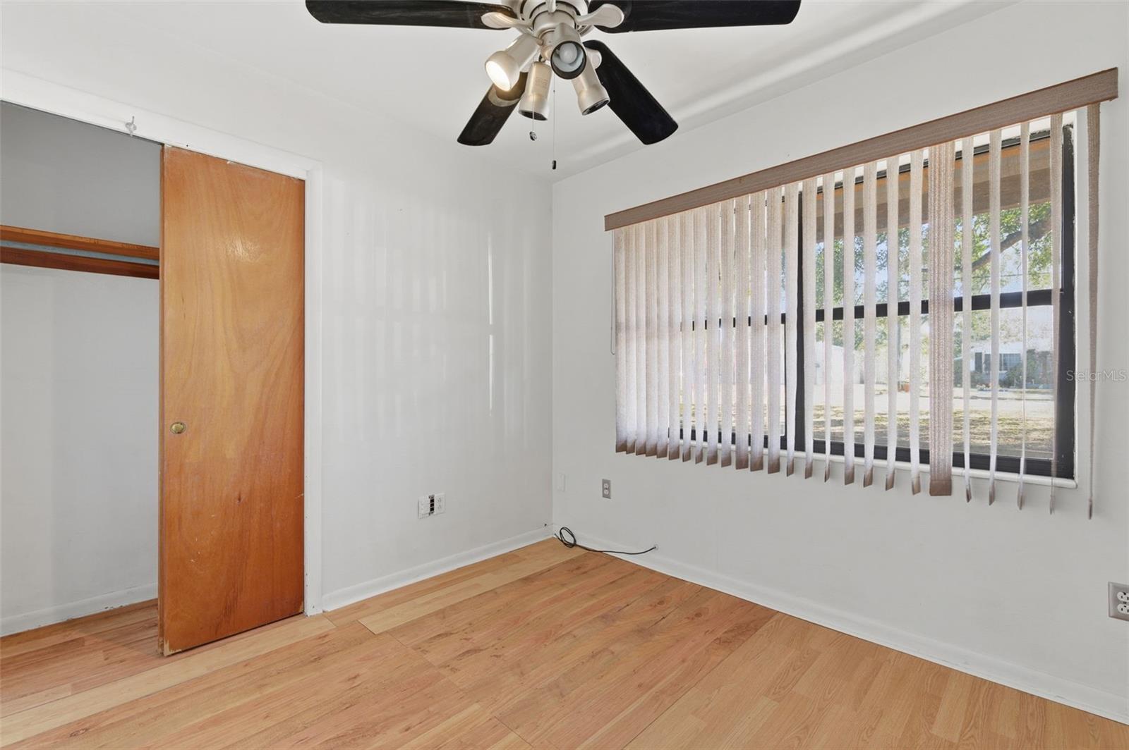 Image 32 of 67 For 1715 Overpar Drive