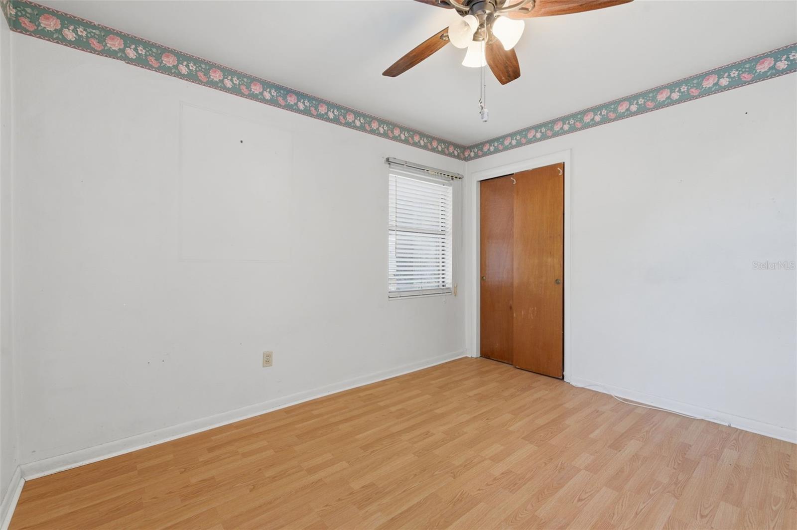 Image 36 of 67 For 1715 Overpar Drive