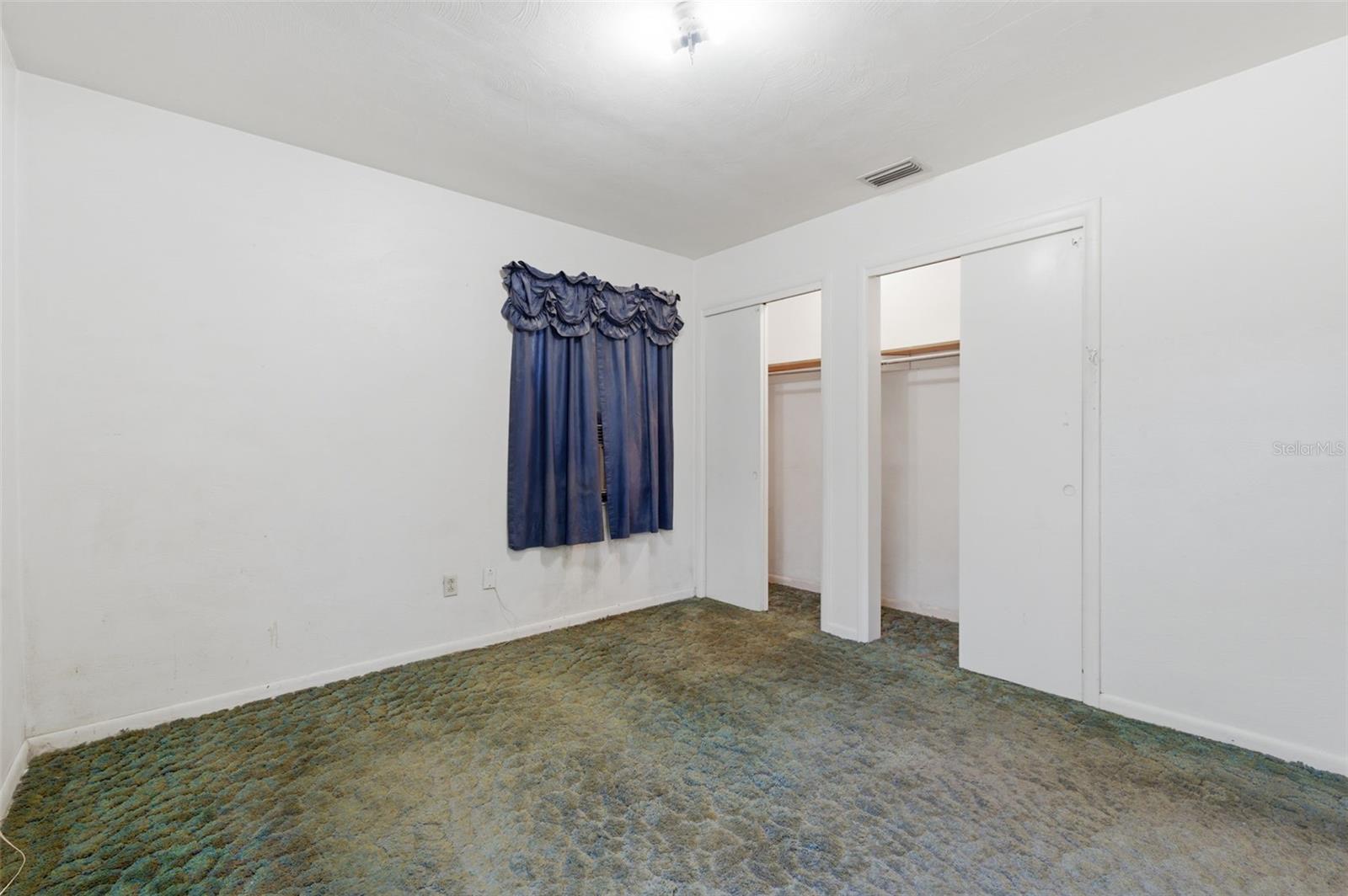 Image 42 of 67 For 1715 Overpar Drive