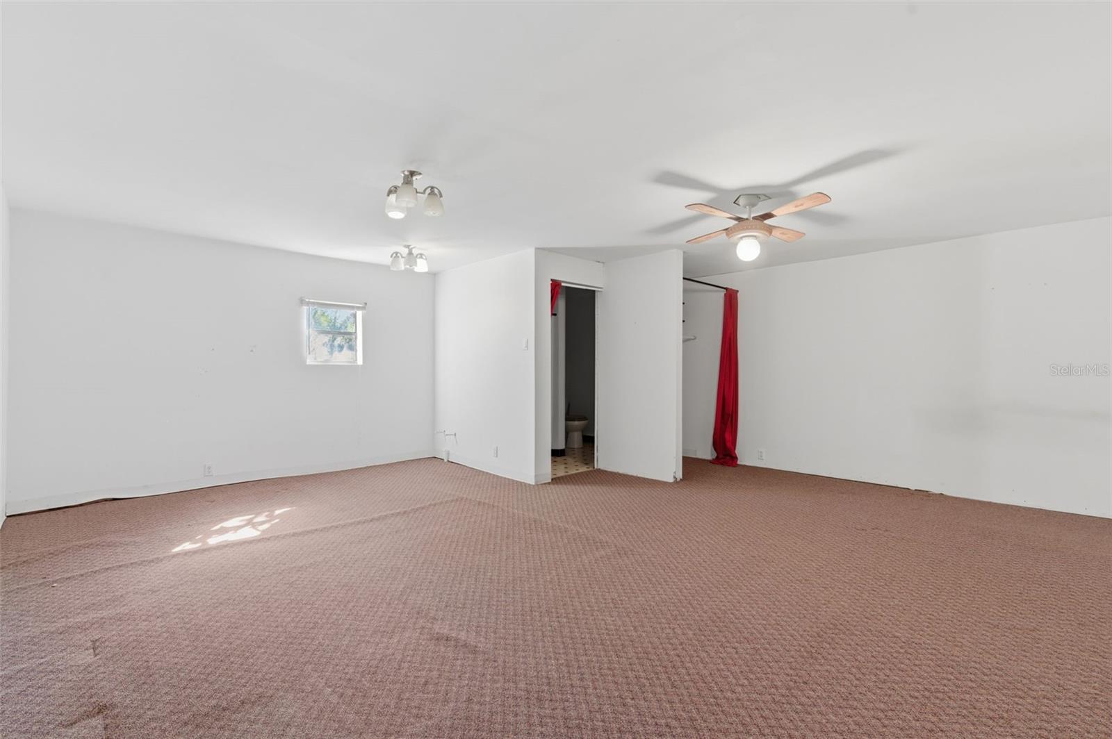 Image 45 of 67 For 1715 Overpar Drive