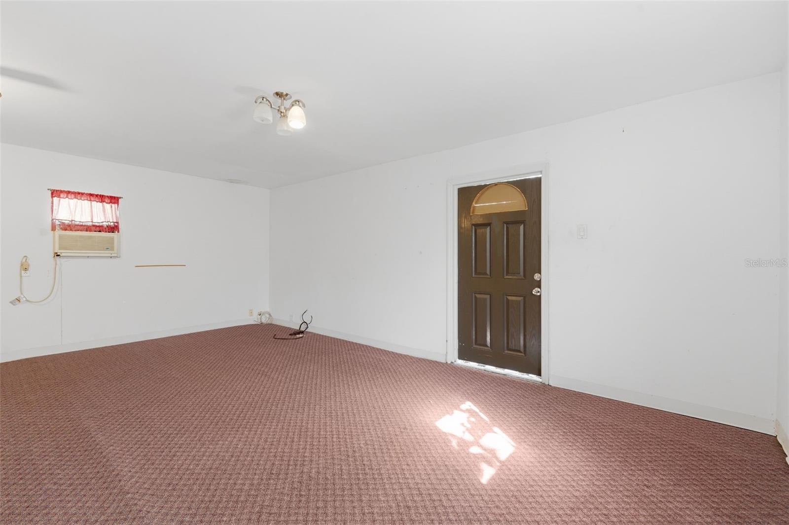 Image 46 of 67 For 1715 Overpar Drive