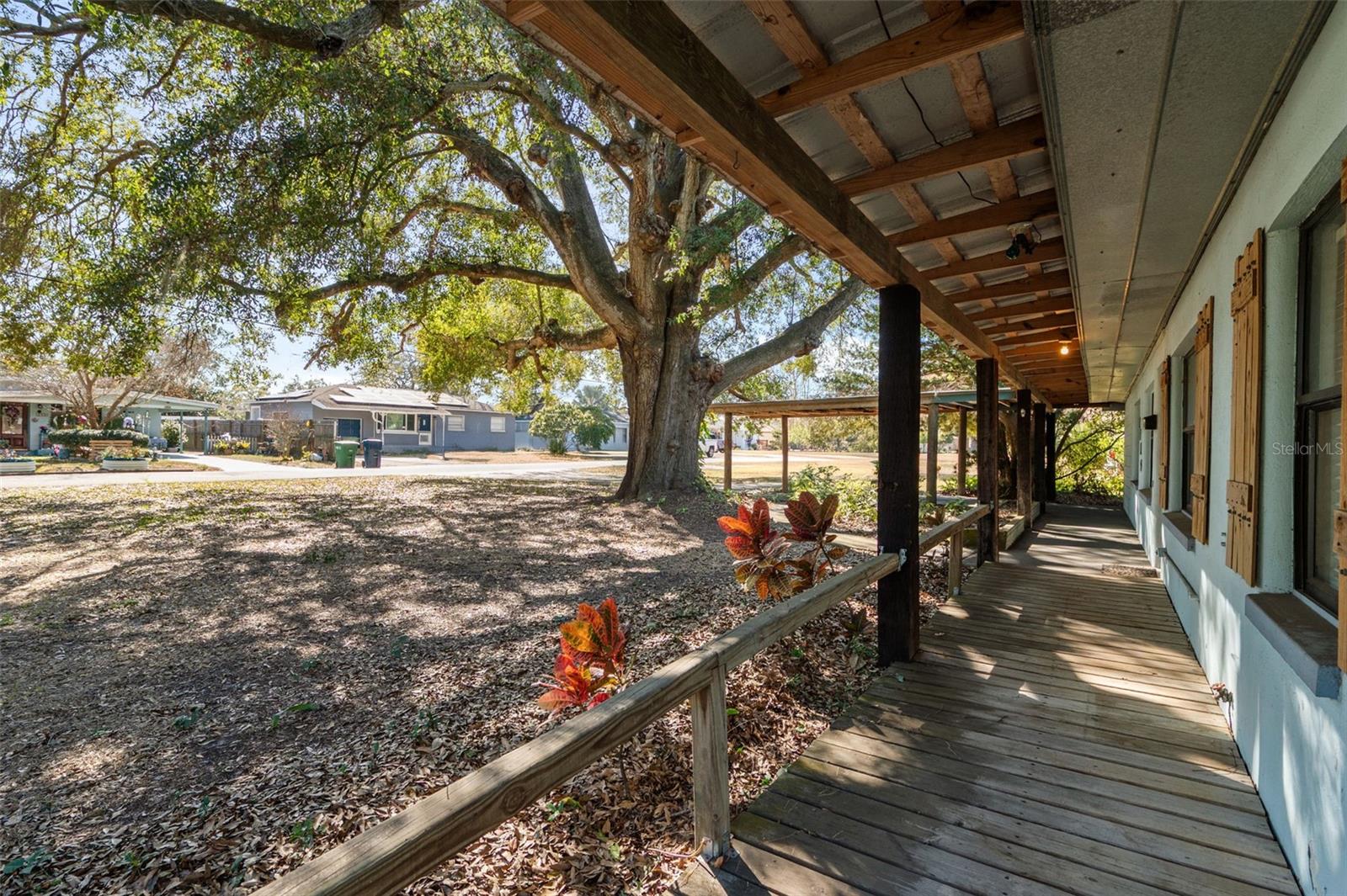 Image 8 of 67 For 1715 Overpar Drive