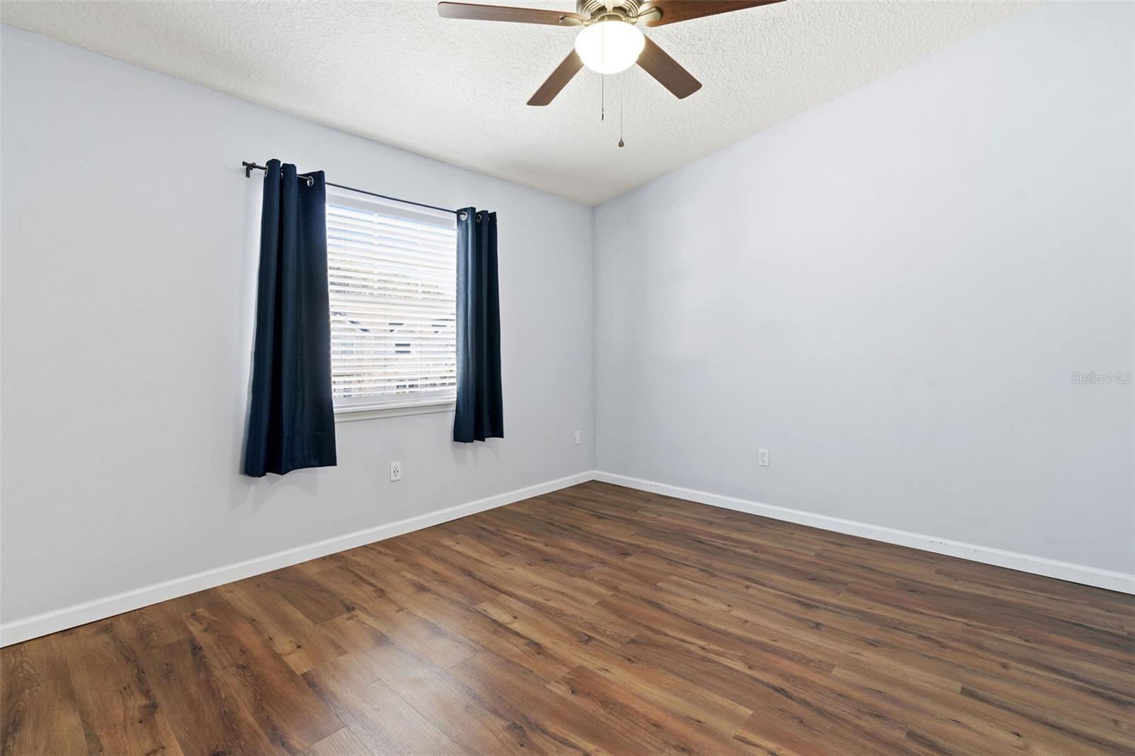 Image 12 of 25 For 8704 Liberty Place