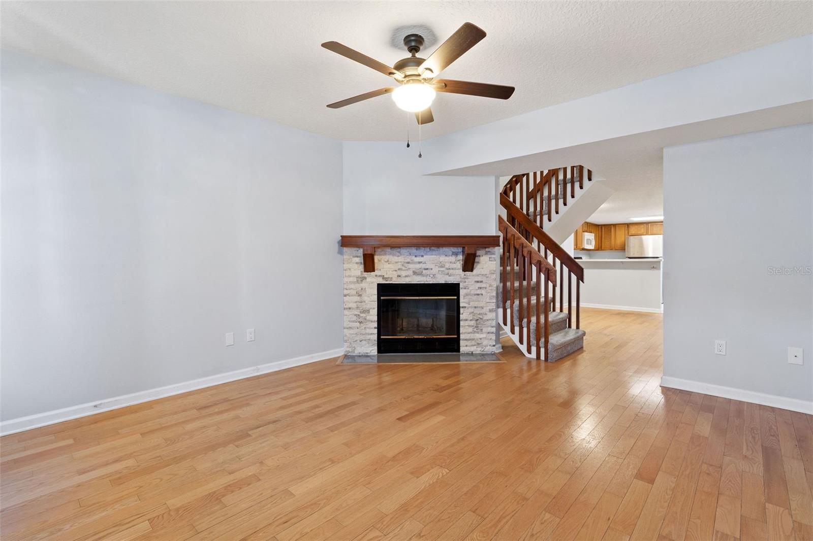 Image 3 of 25 For 8704 Liberty Place