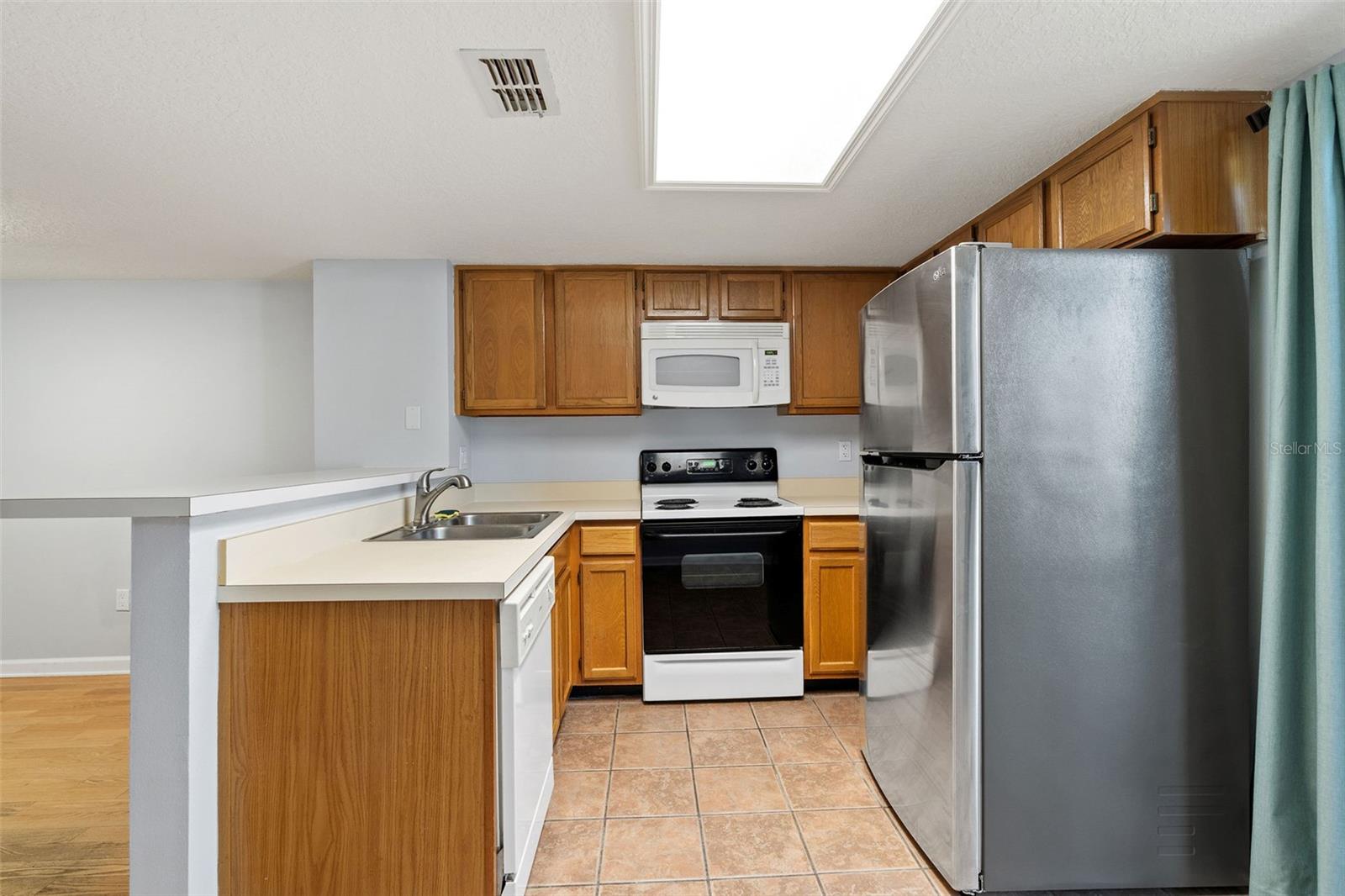 Image 9 of 25 For 8704 Liberty Place