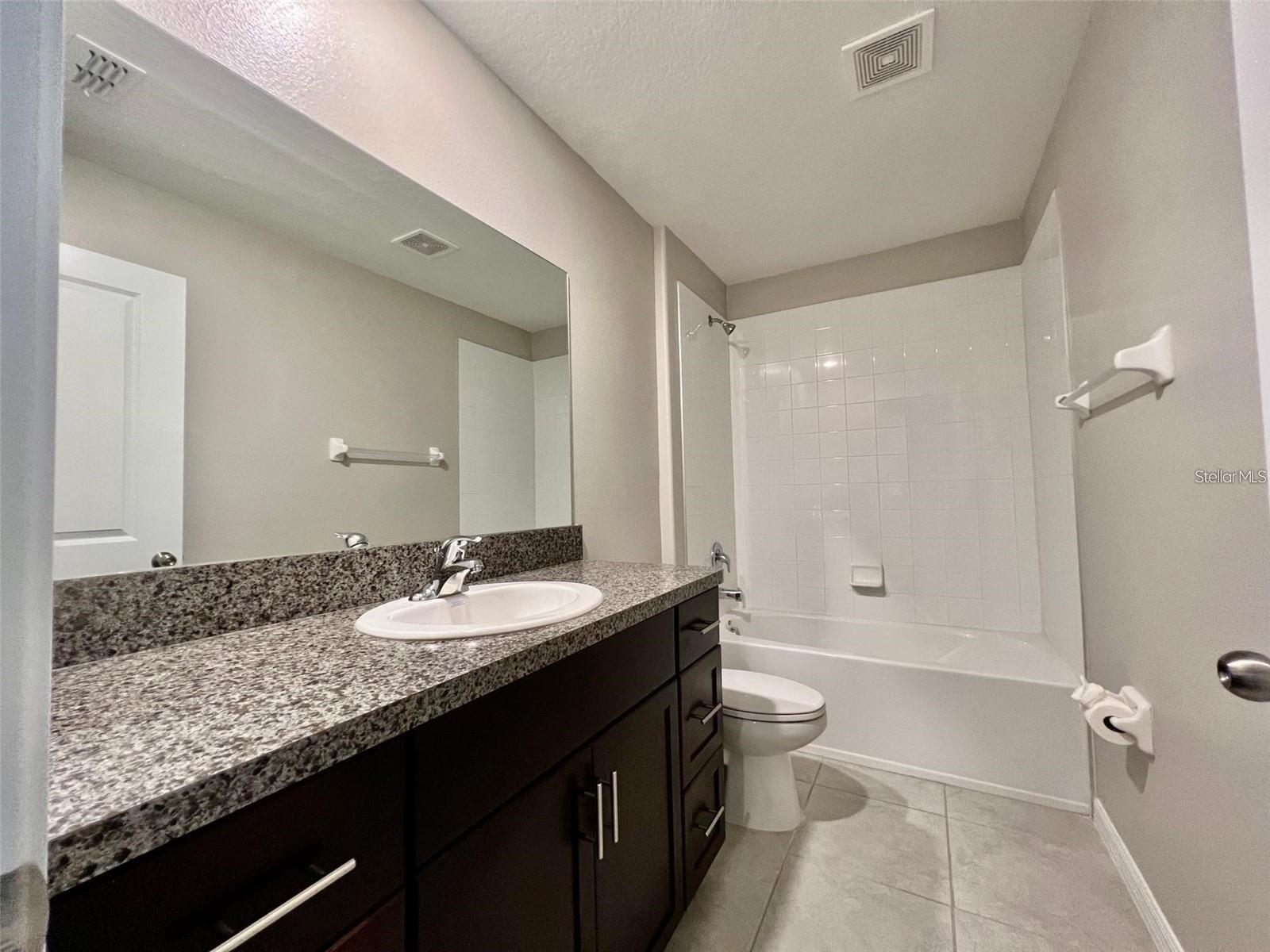 Image 12 of 14 For 31730 Barrel Wave Way