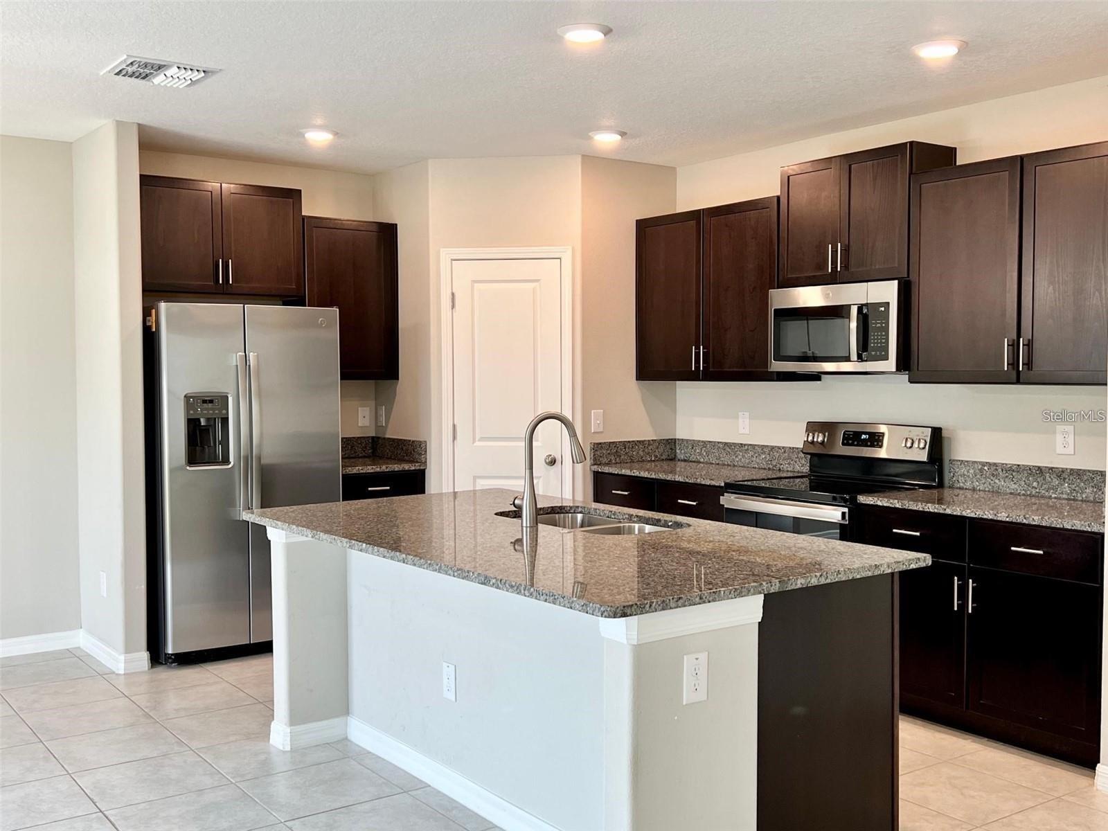 Image 2 of 14 For 31730 Barrel Wave Way