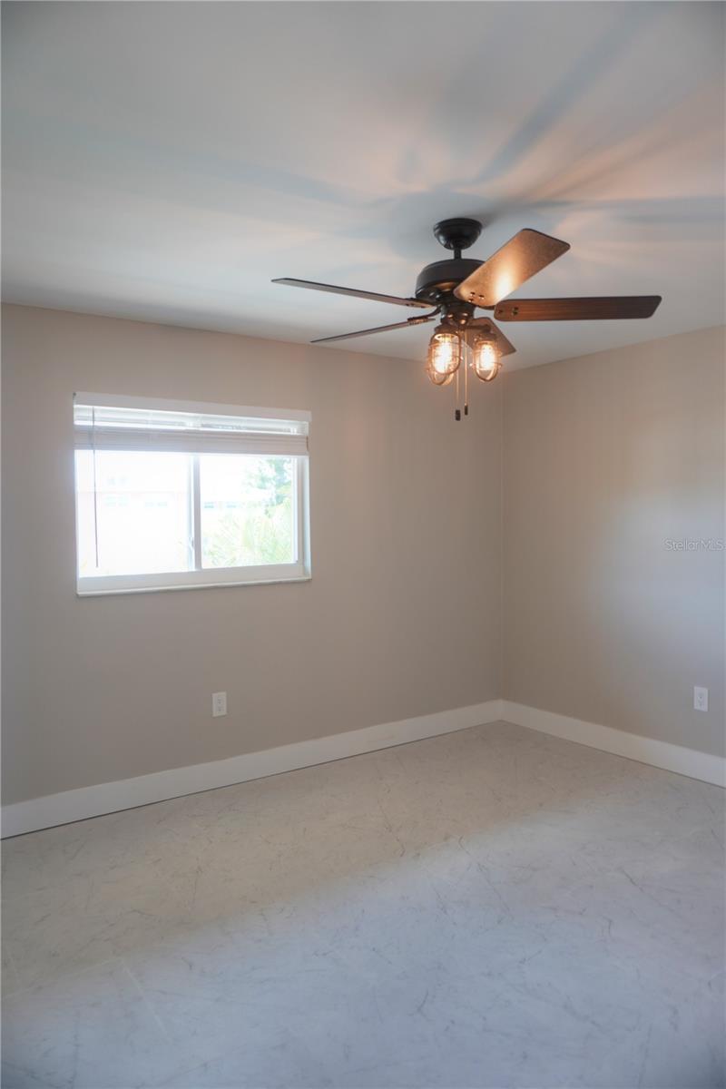 Image 10 of 27 For 8535 Blind Pass Drive 203