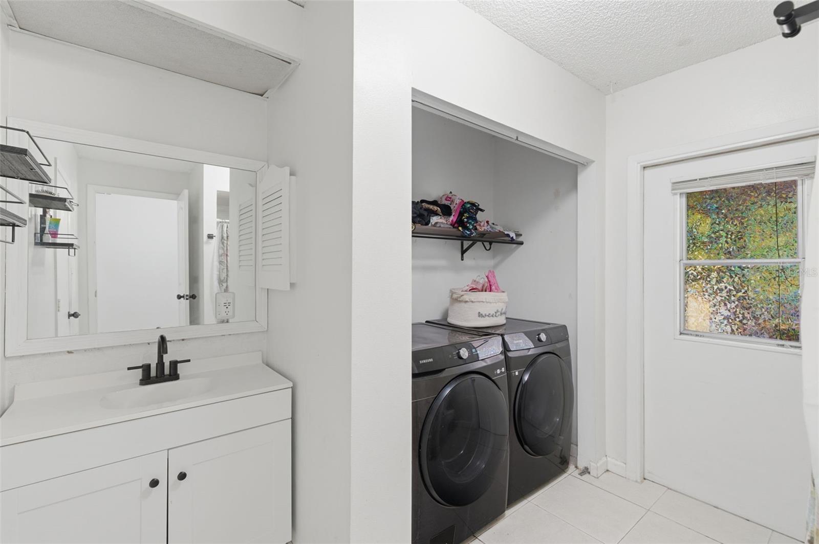 Image 16 of 38 For 821 Pine Street