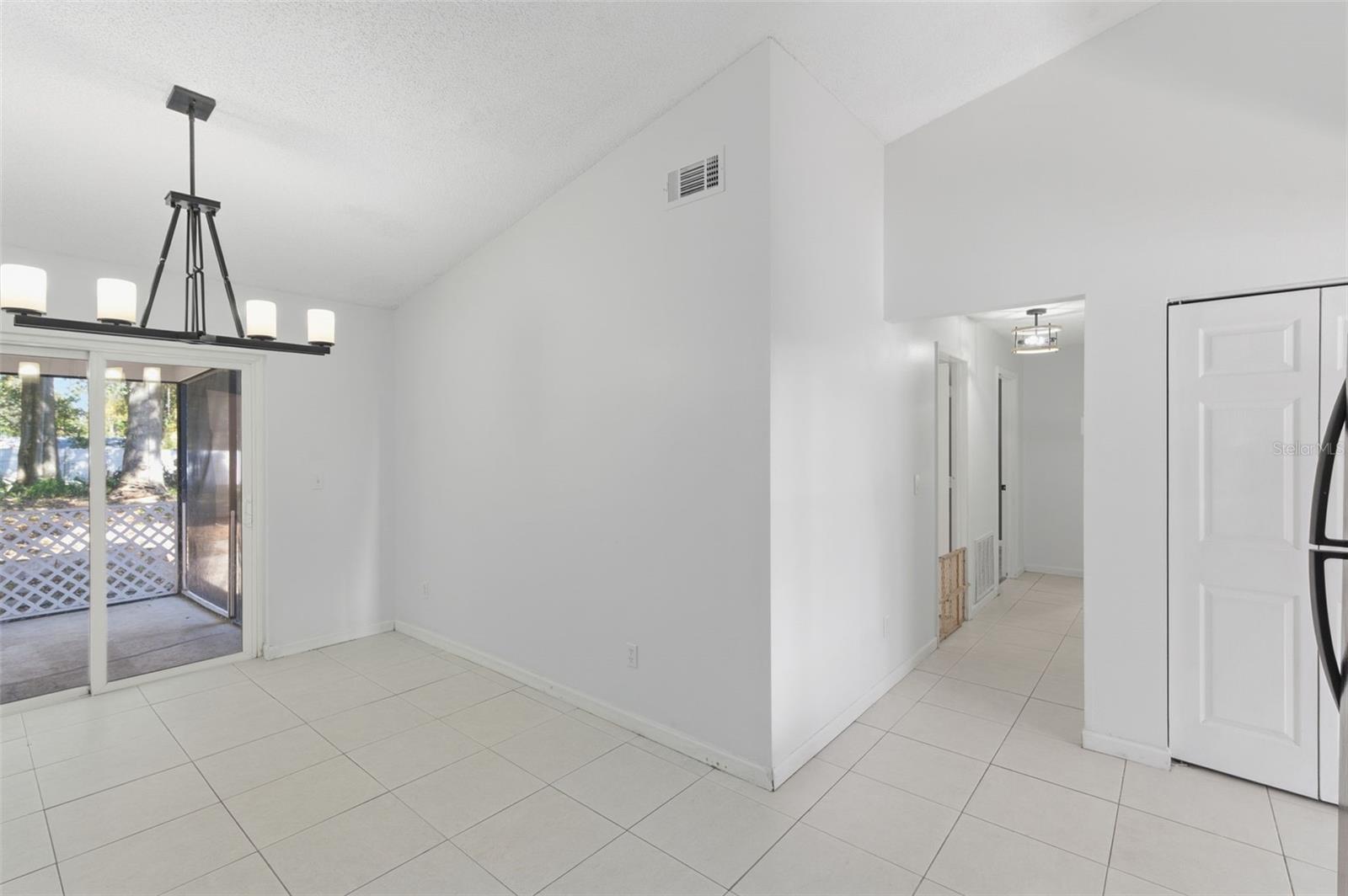 Image 20 of 38 For 821 Pine Street