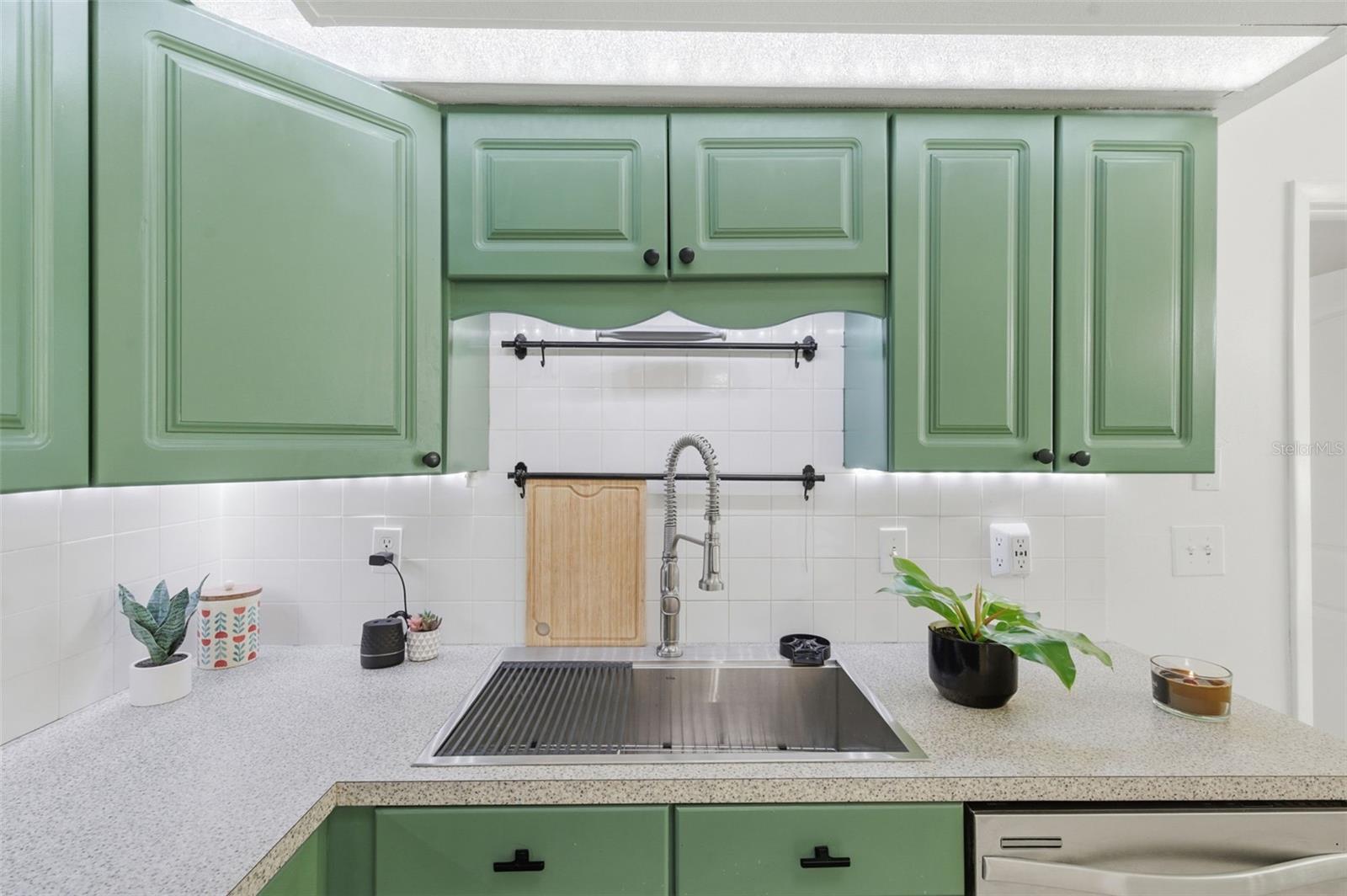 Image 21 of 38 For 821 Pine Street