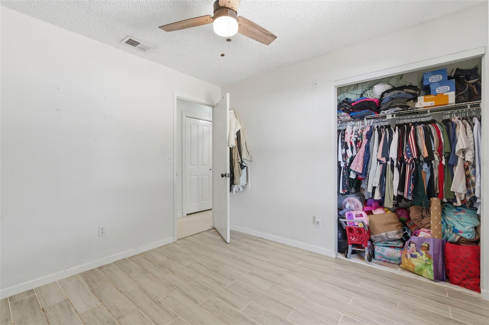 Image 22 of 38 For 821 Pine Street