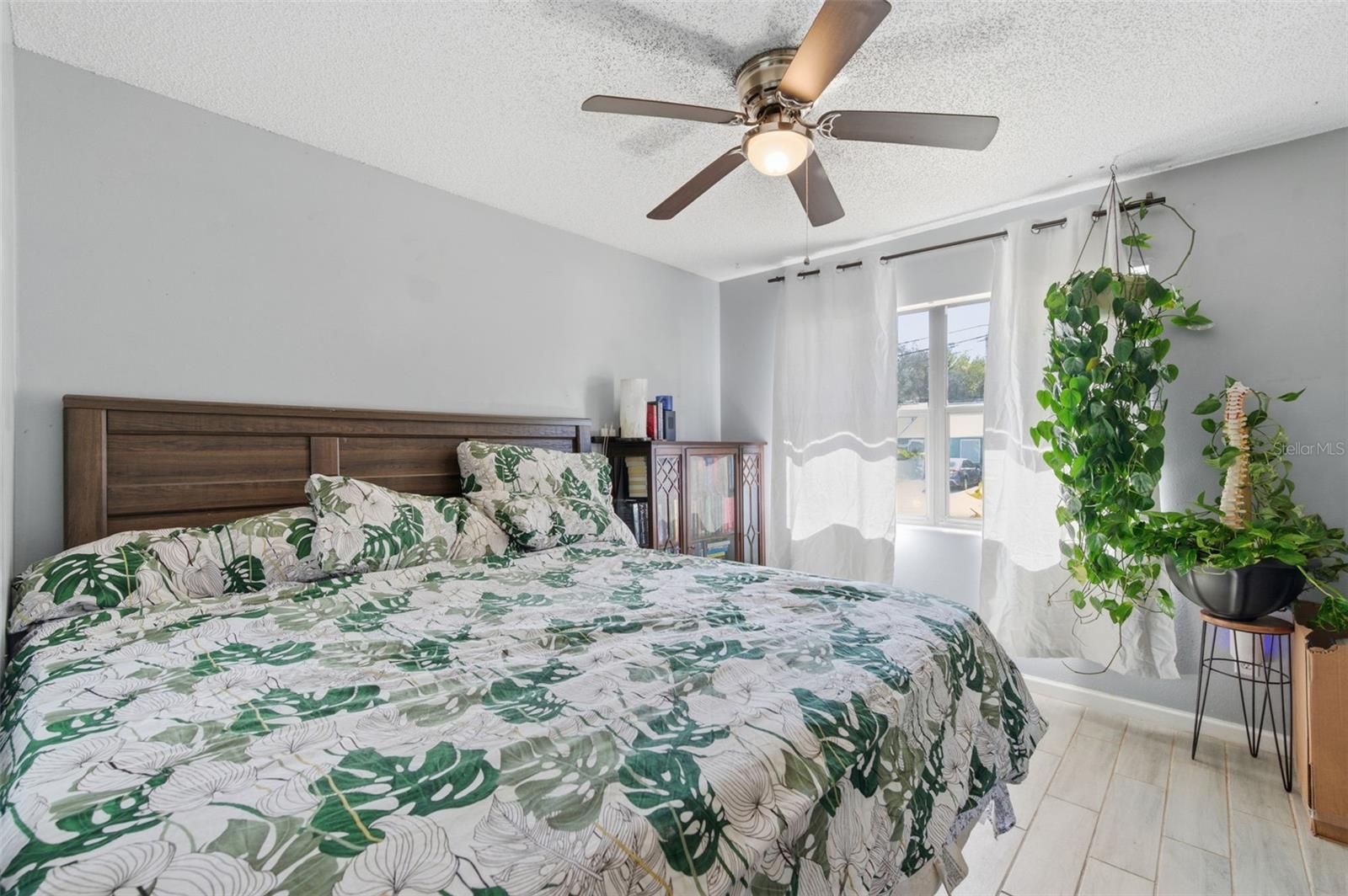 Image 26 of 38 For 821 Pine Street