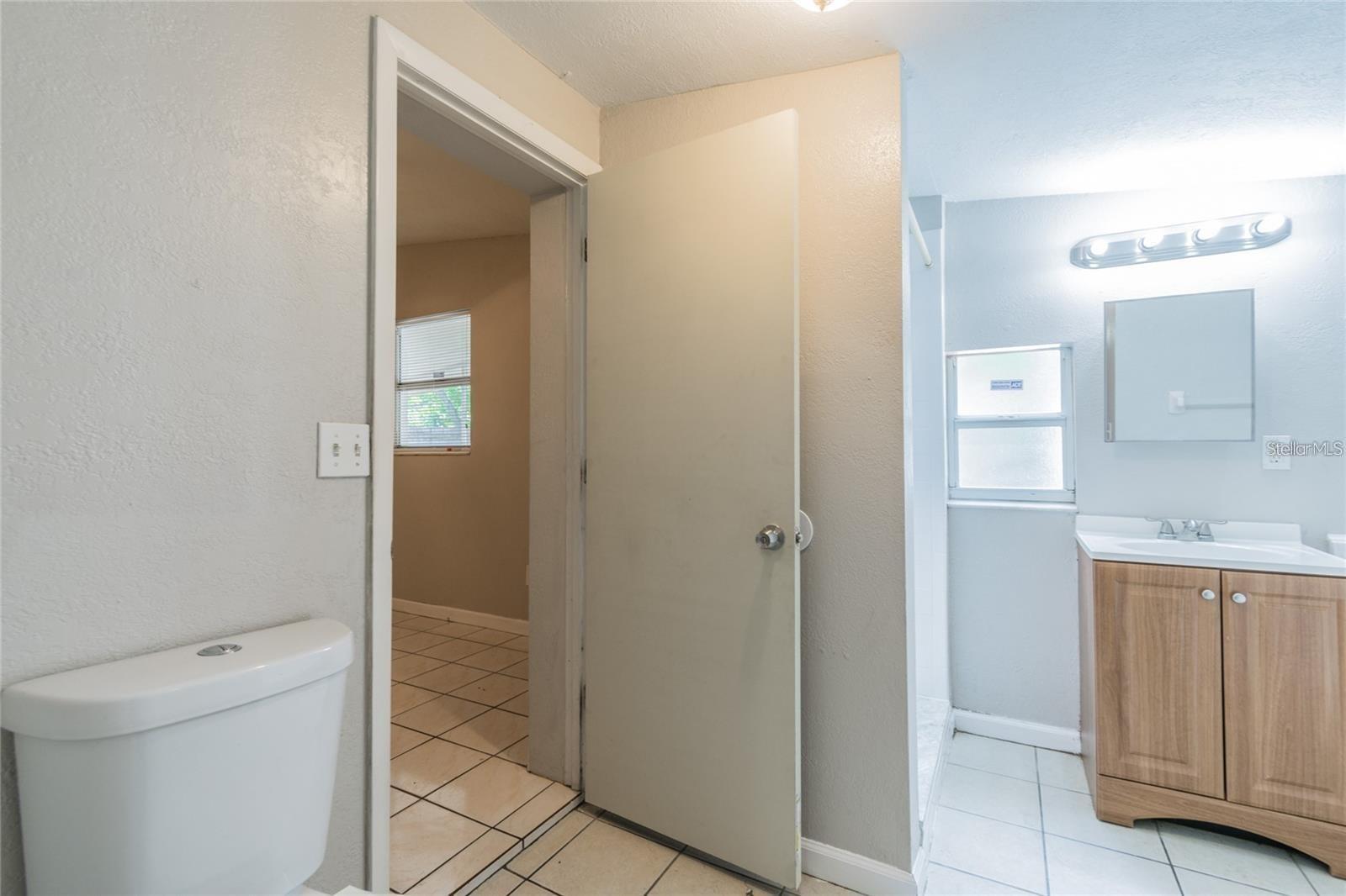 Image 15 of 35 For 1911 Saint Conrad Street