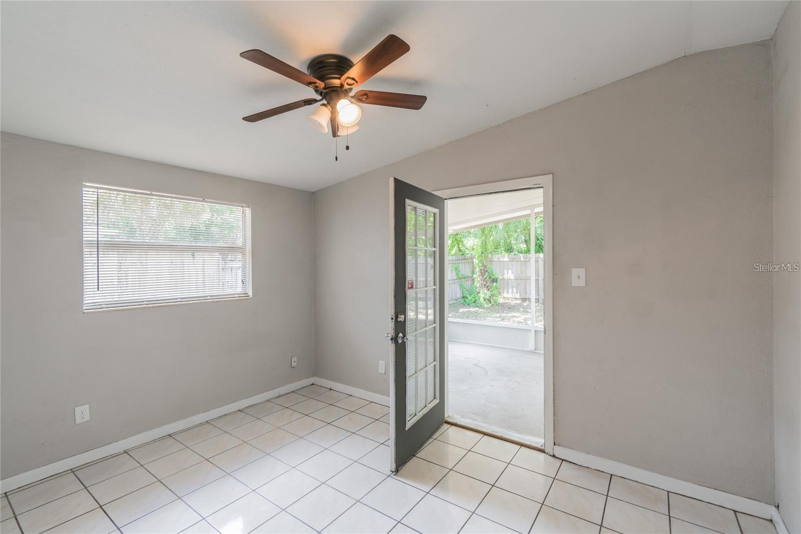 Image 24 of 35 For 1911 Saint Conrad Street