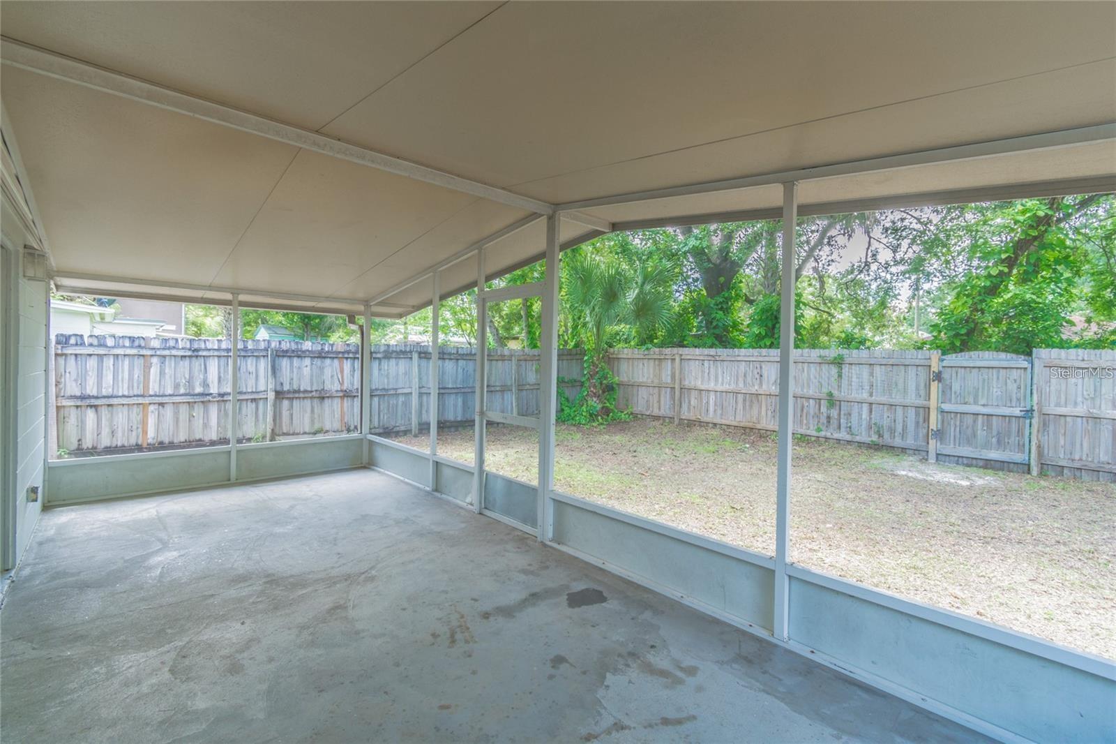 Image 26 of 35 For 1911 Saint Conrad Street