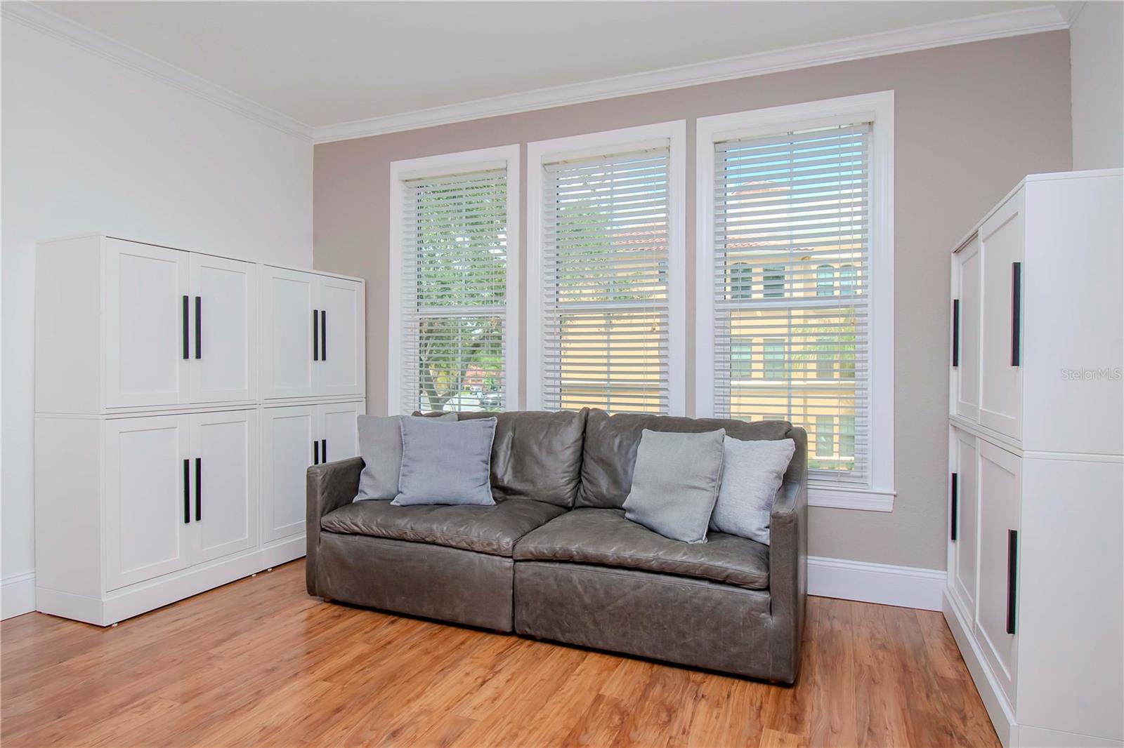 Image 9 of 45 For 2732 Via Murano  524