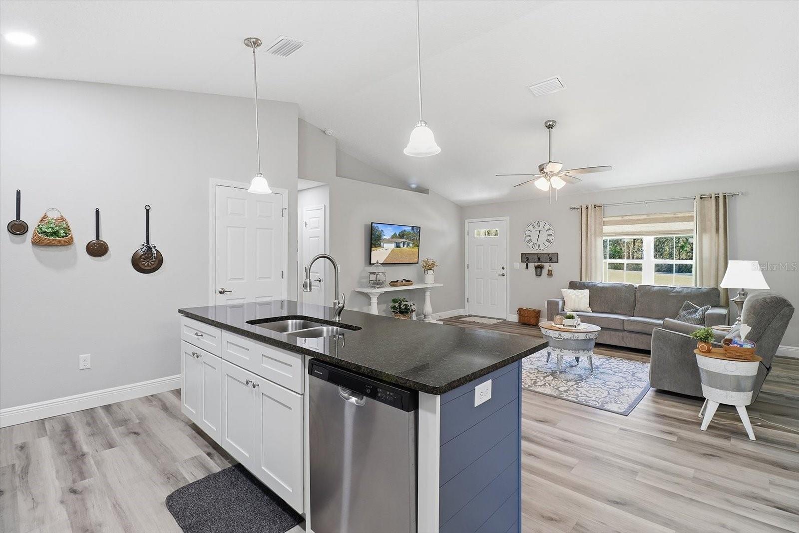 Image 17 of 46 For 8776 Athens Drive