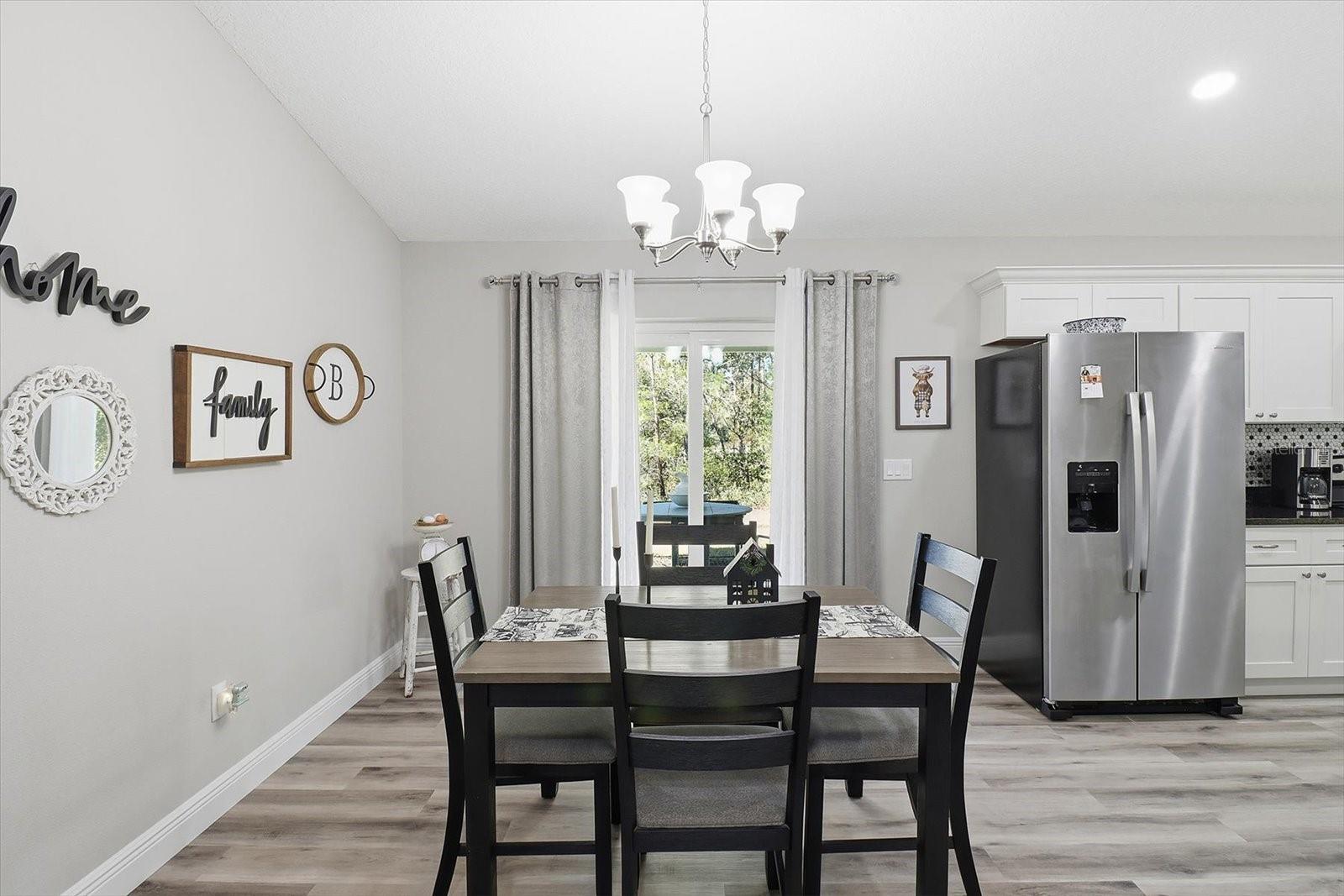 Image 23 of 46 For 8776 Athens Drive