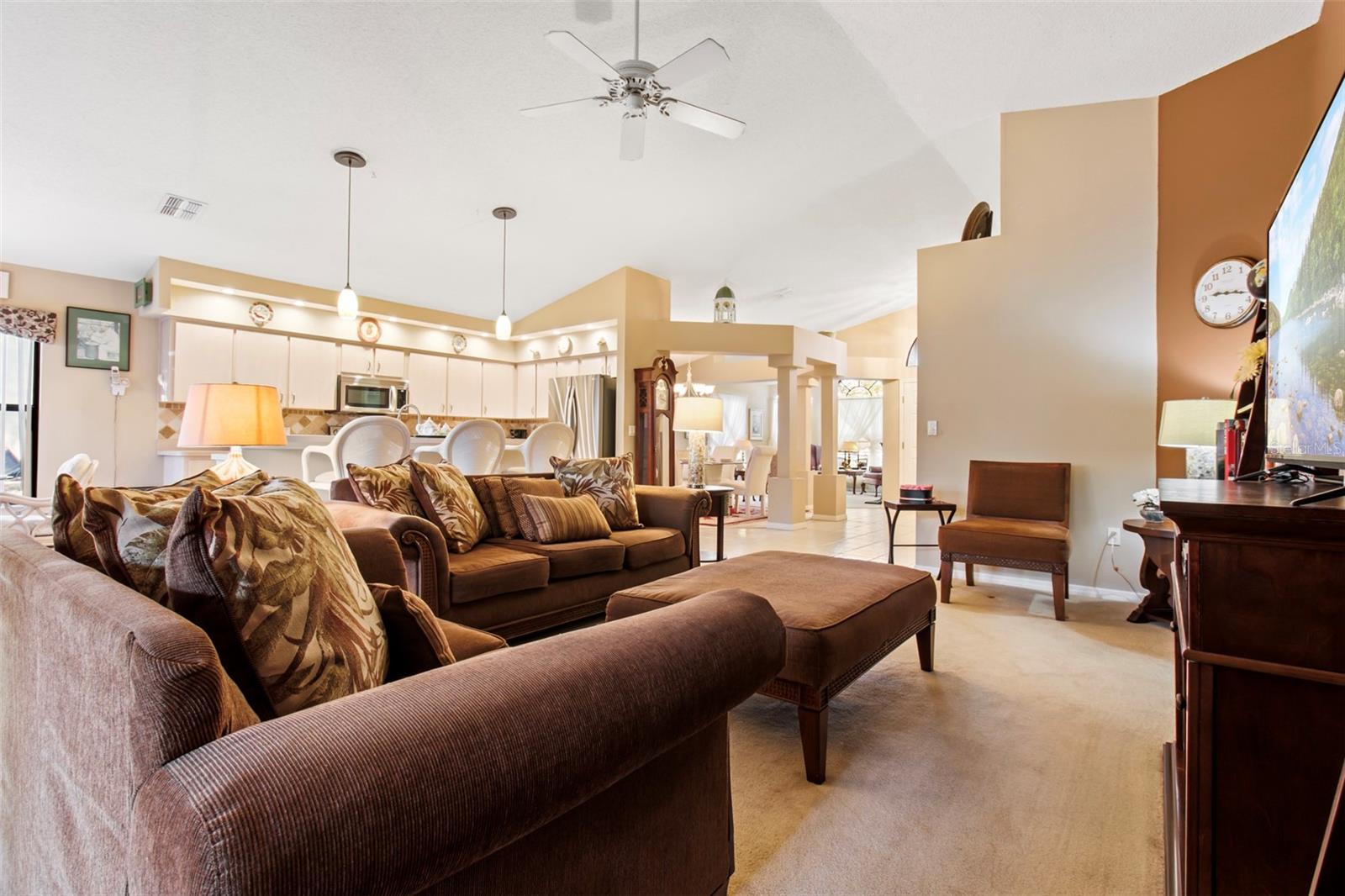 Image 17 of 28 For 11264 Copley Court