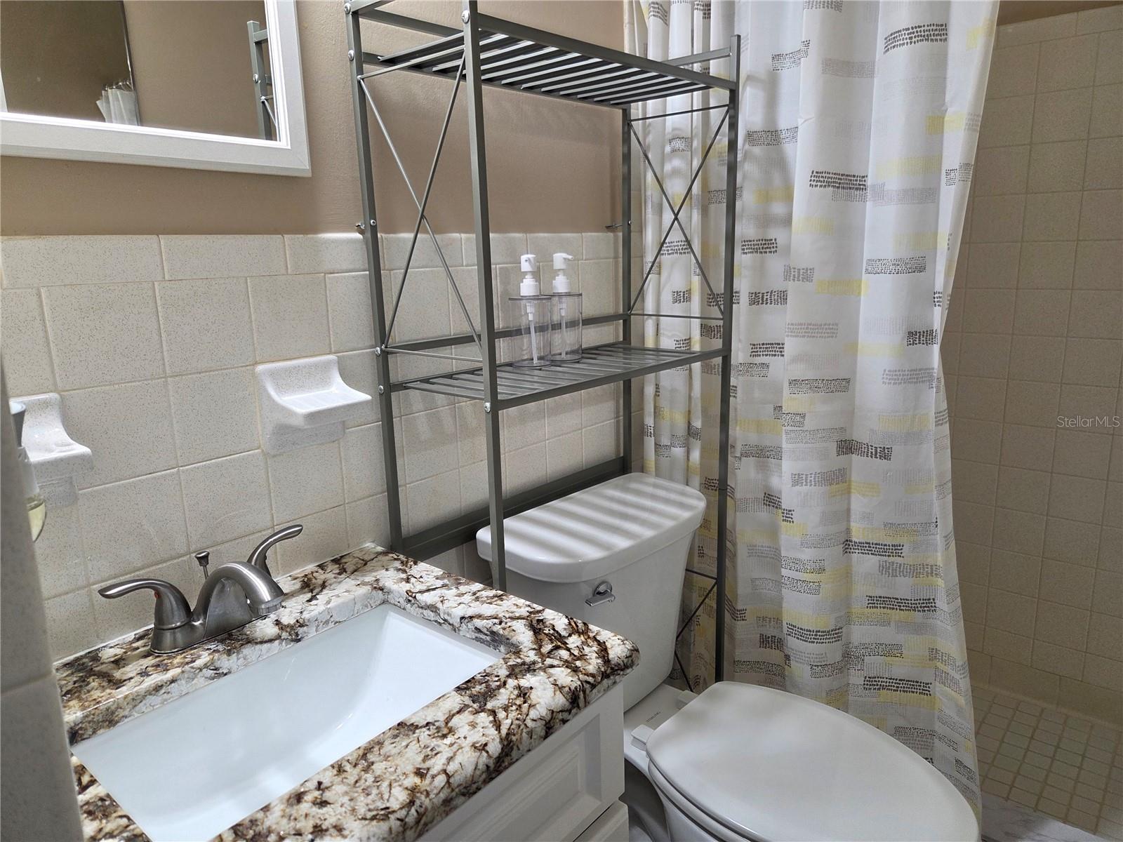 Image 25 of 30 For 2448 Columbia Drive 72