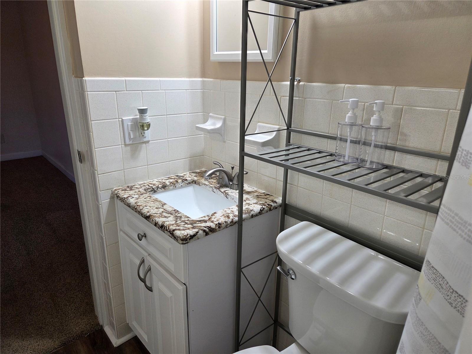 Image 26 of 30 For 2448 Columbia Drive 72